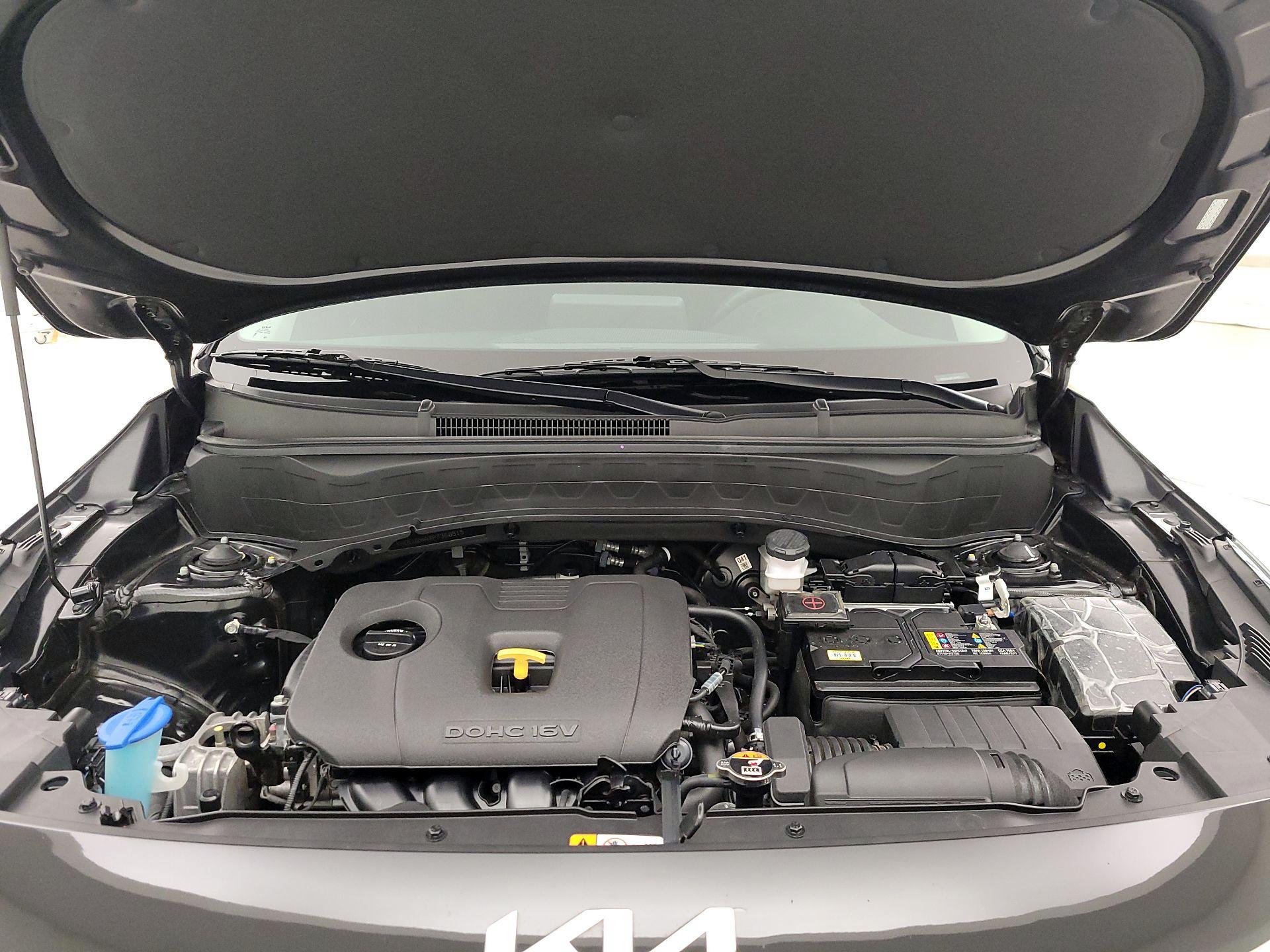 Thumbnail: 2023 Kia Seltos - 20