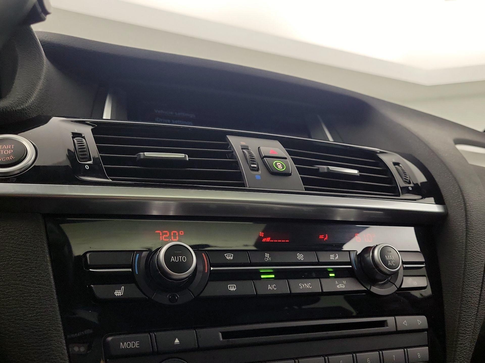 Thumbnail: 2018 BMW X4 - 15