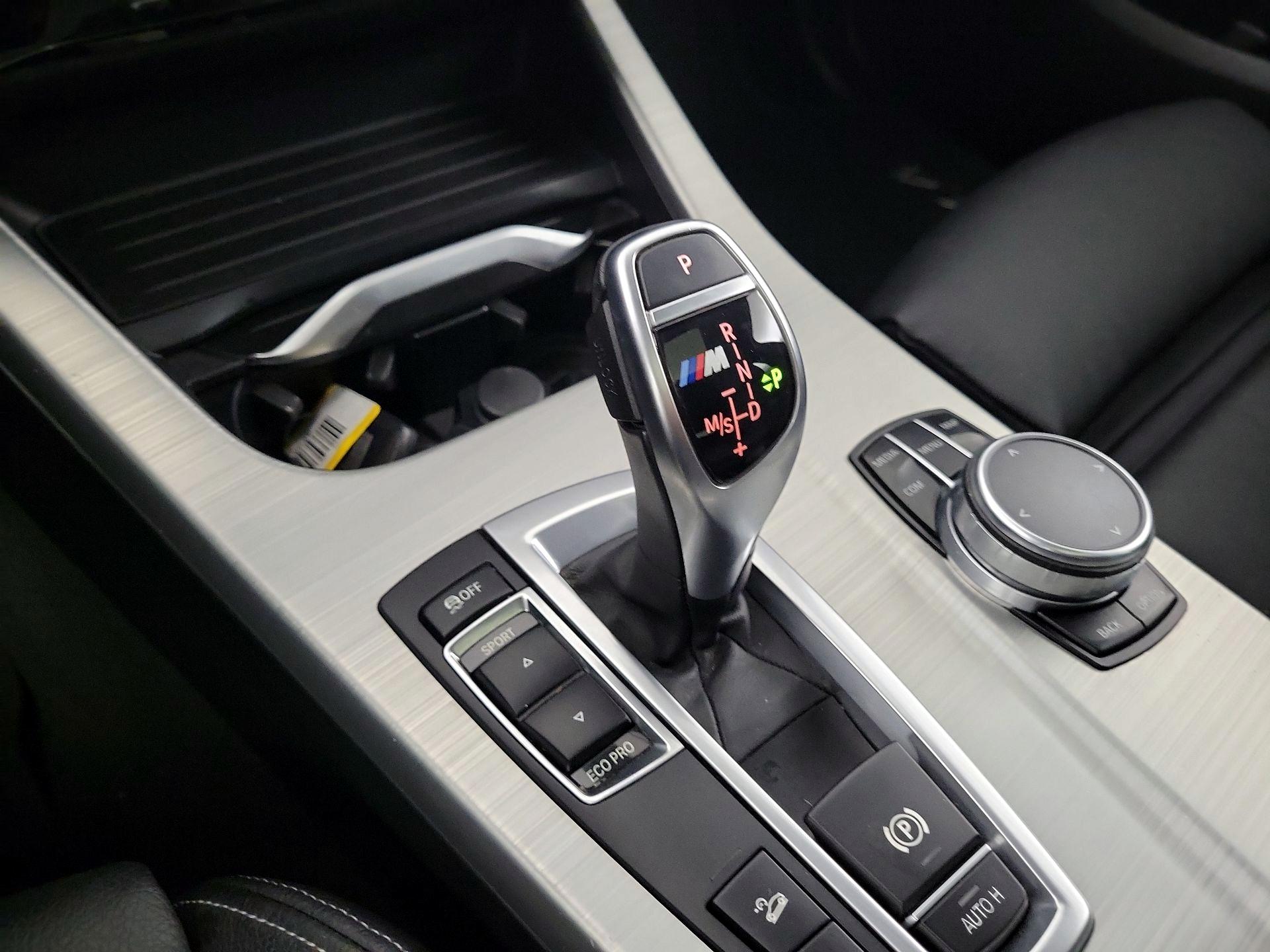 Thumbnail: 2018 BMW X4 - 16