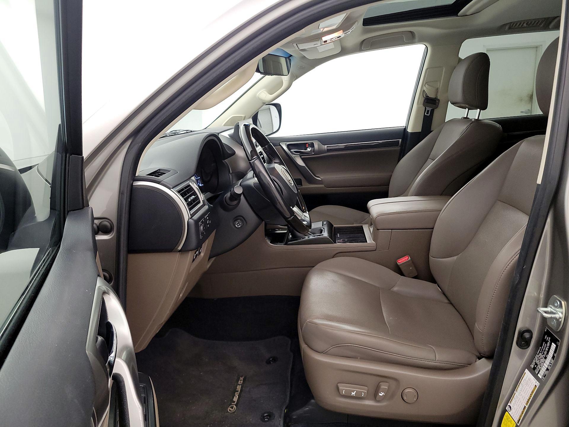 Thumbnail: 2022 Lexus GX - 11