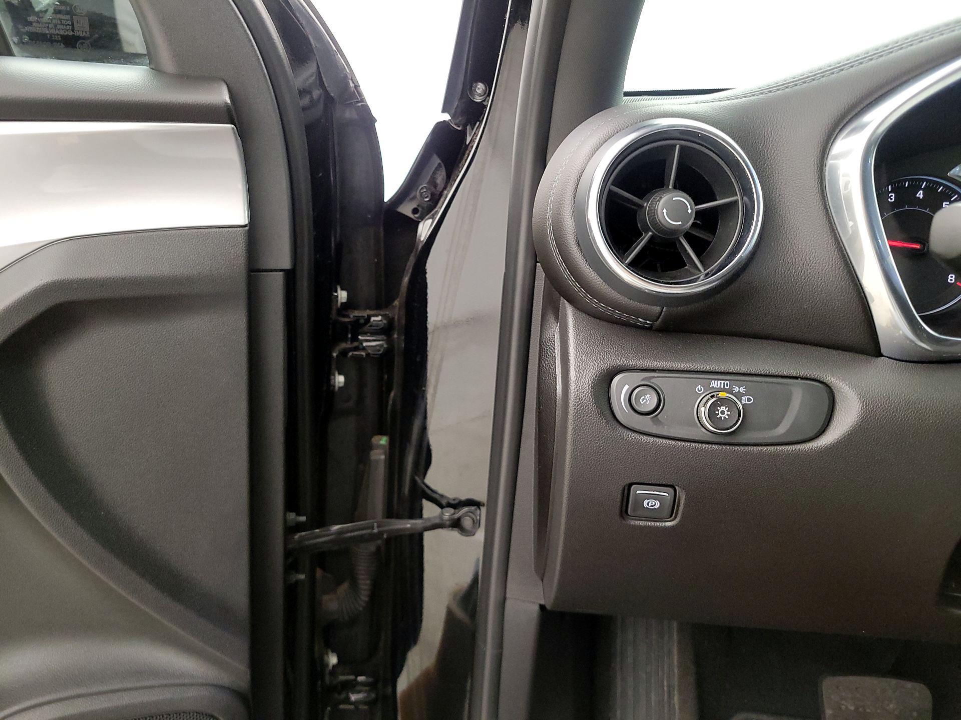 Thumbnail: 2021 Chevrolet Blazer - 13