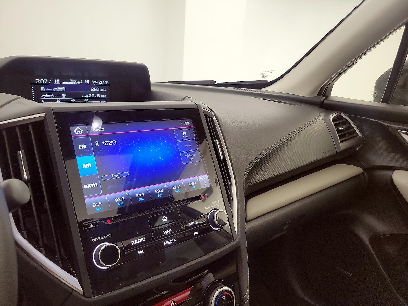 2023 Subaru Forester Limited - Photo 17