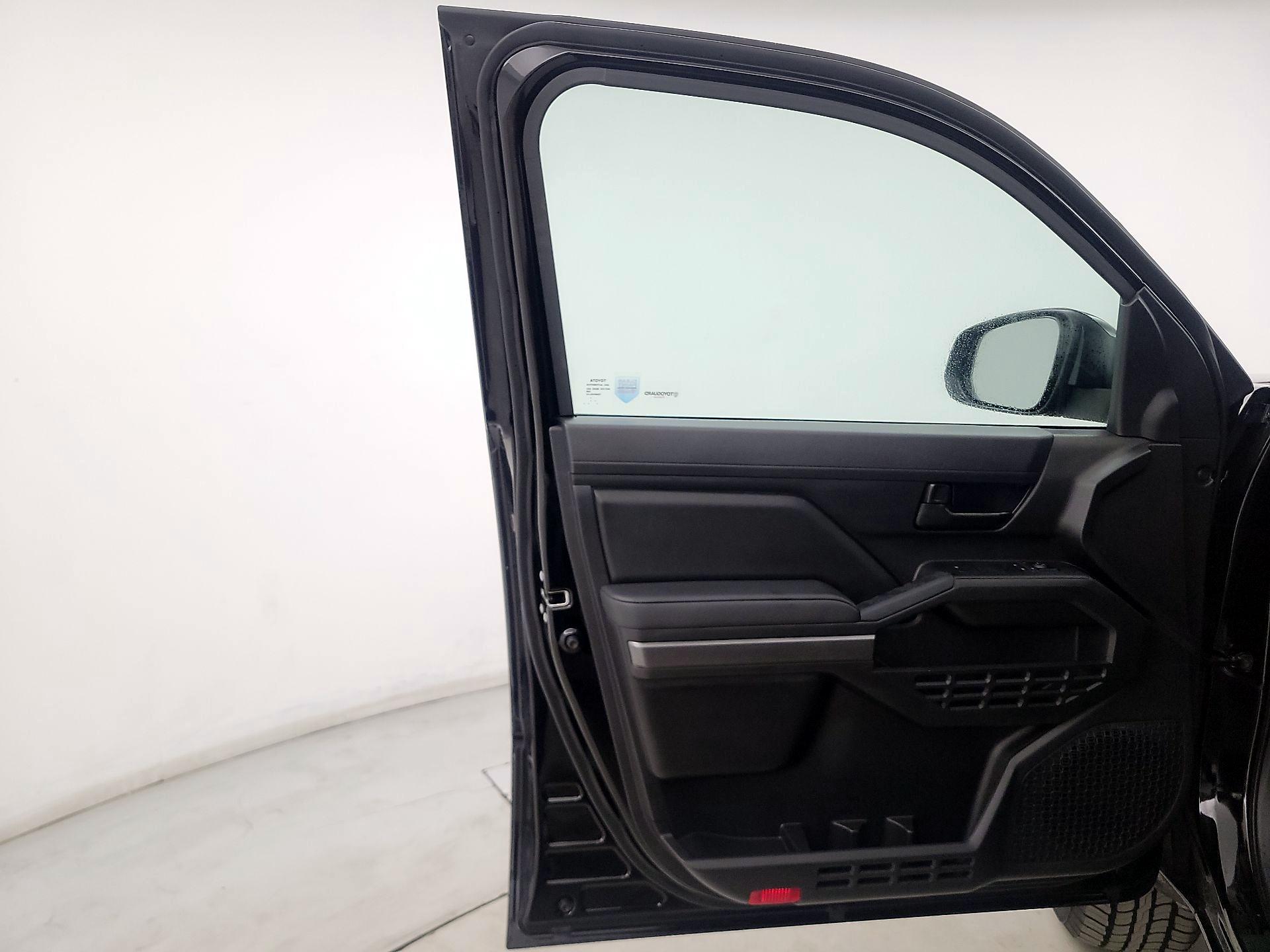 Thumbnail: 2024 Toyota Tacoma - 12