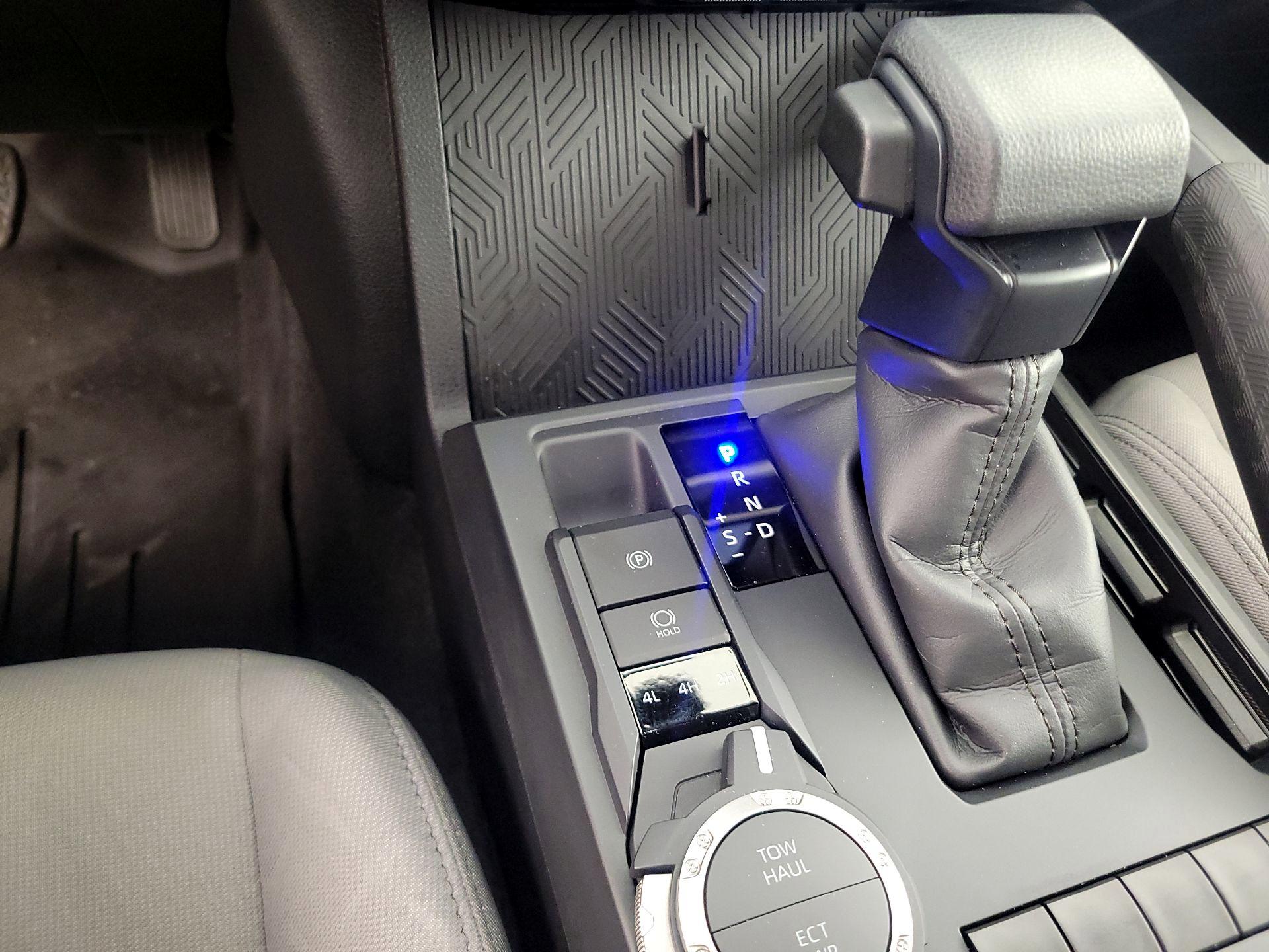 Thumbnail: 2024 Toyota Tacoma - 17