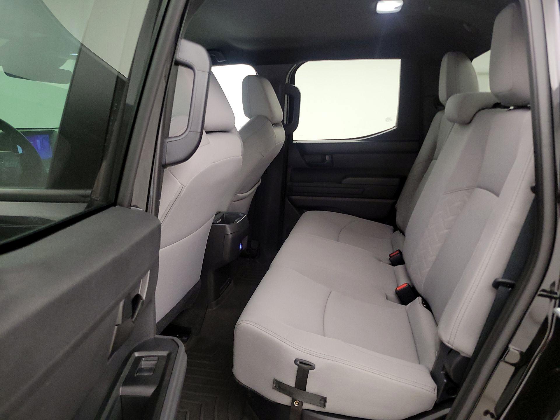 Thumbnail: 2024 Toyota Tacoma - 19