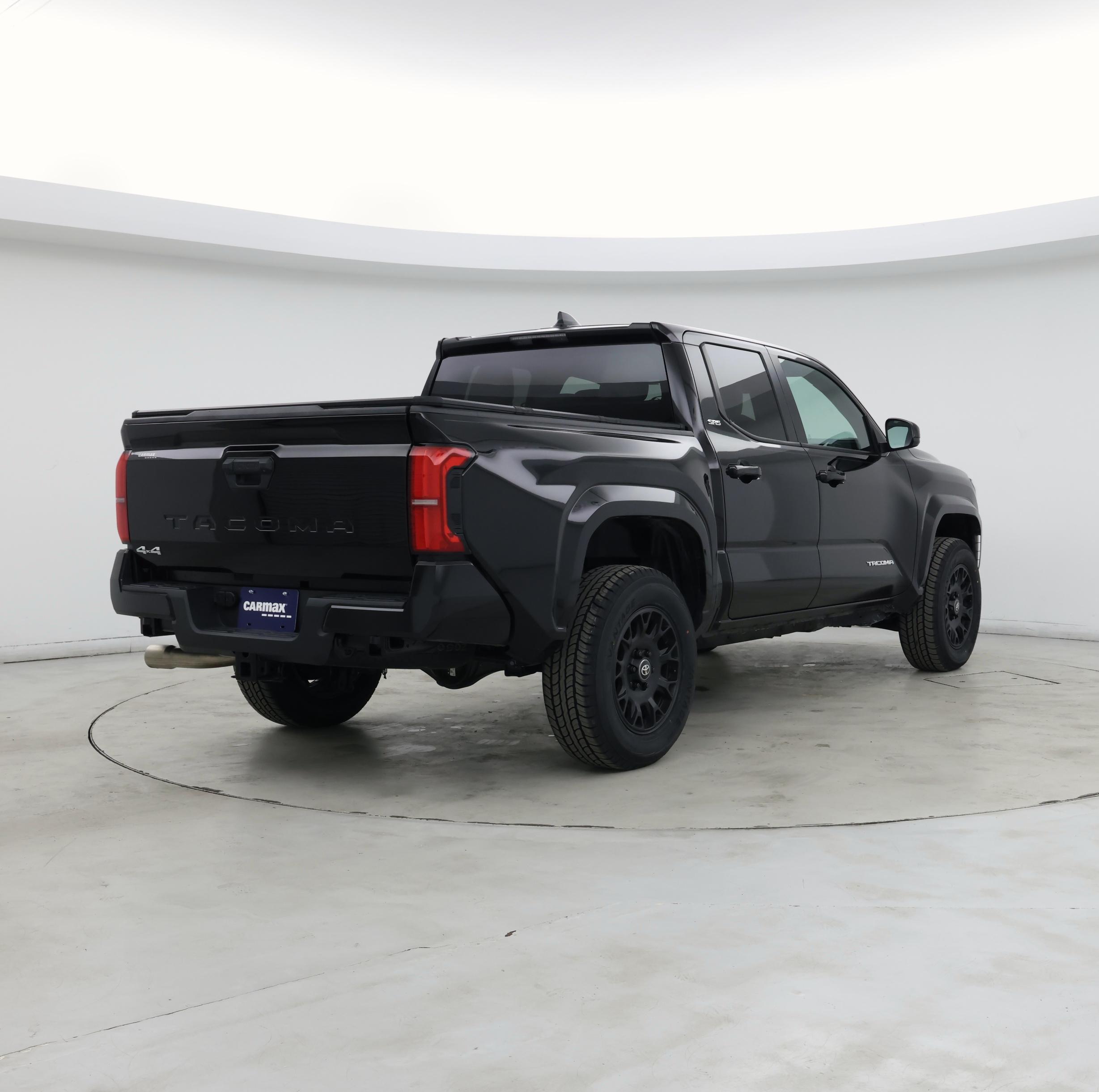 Thumbnail: 2024 Toyota Tacoma - 8