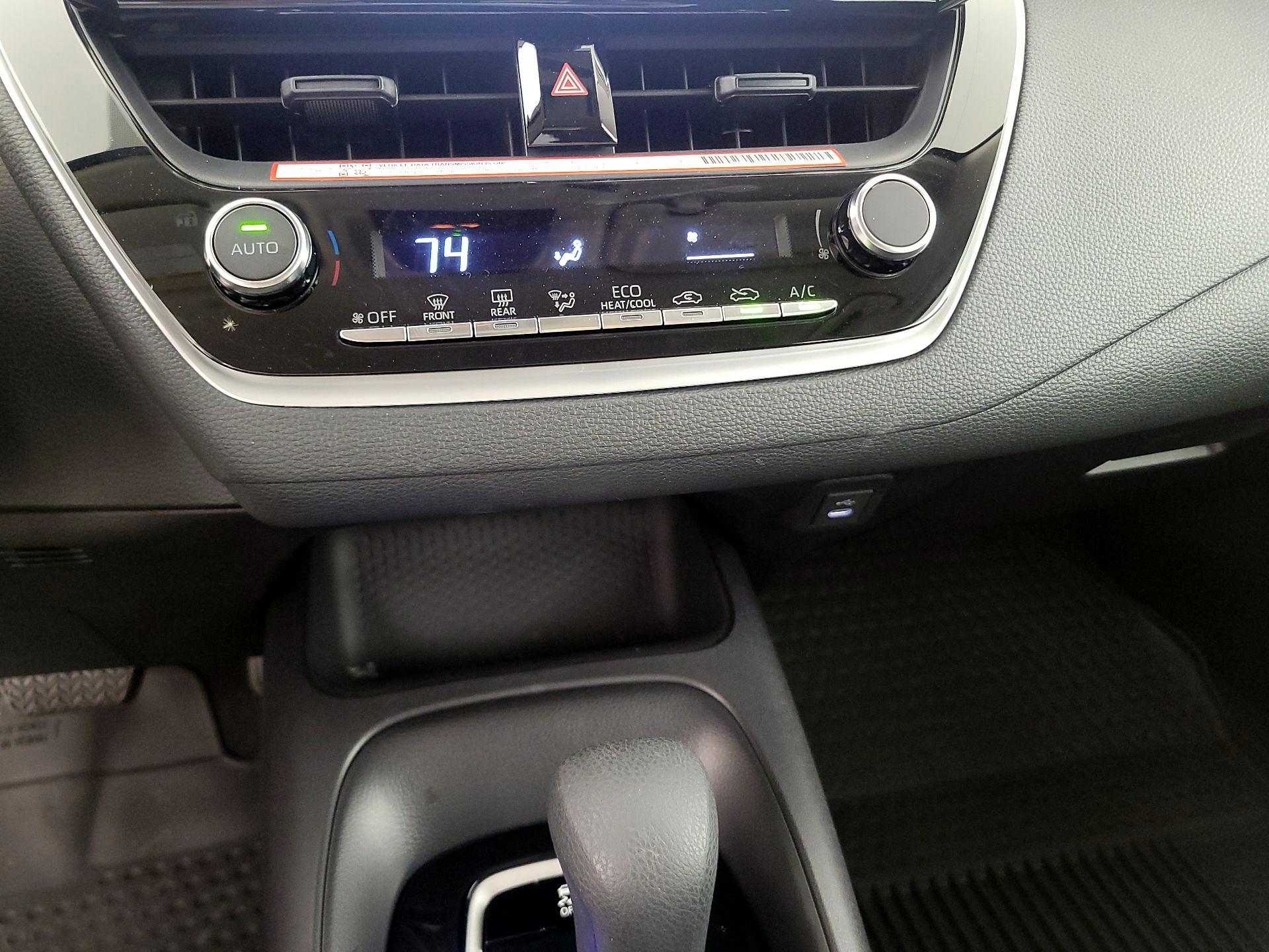 Thumbnail: 2025 Toyota Corolla - 16