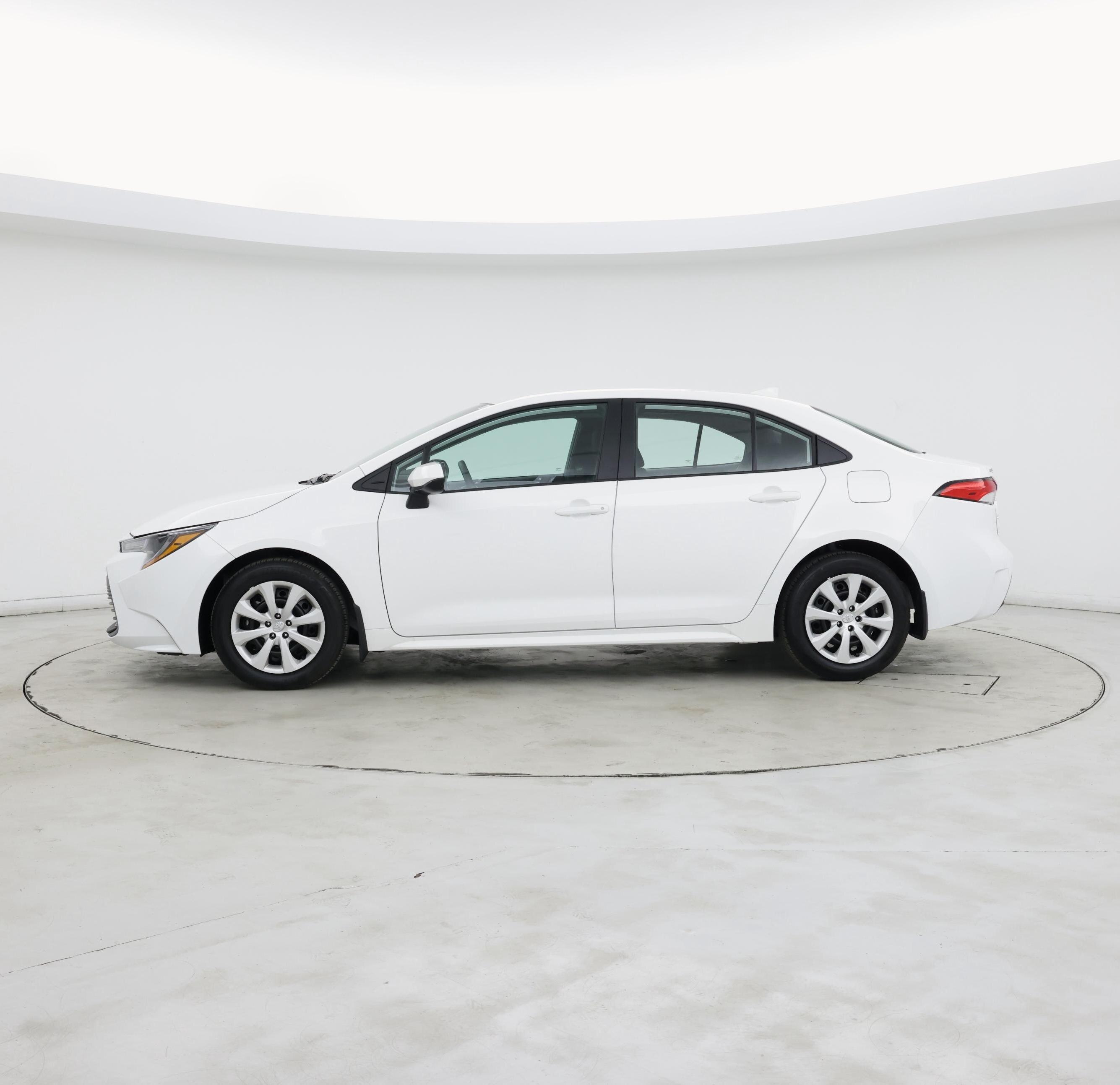 Thumbnail: 2025 Toyota Corolla - 3