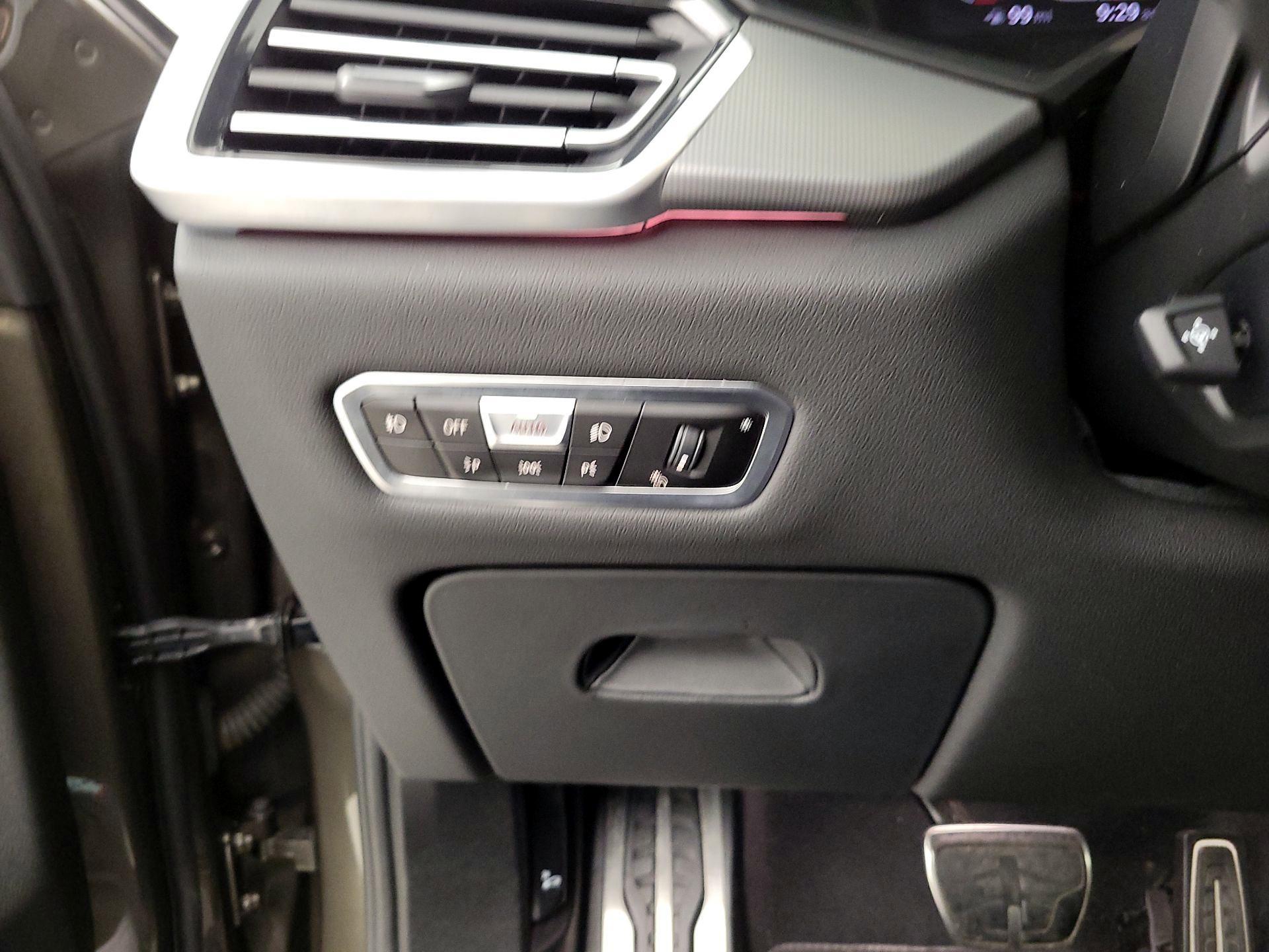 Thumbnail: 2020 BMW X6 - 13