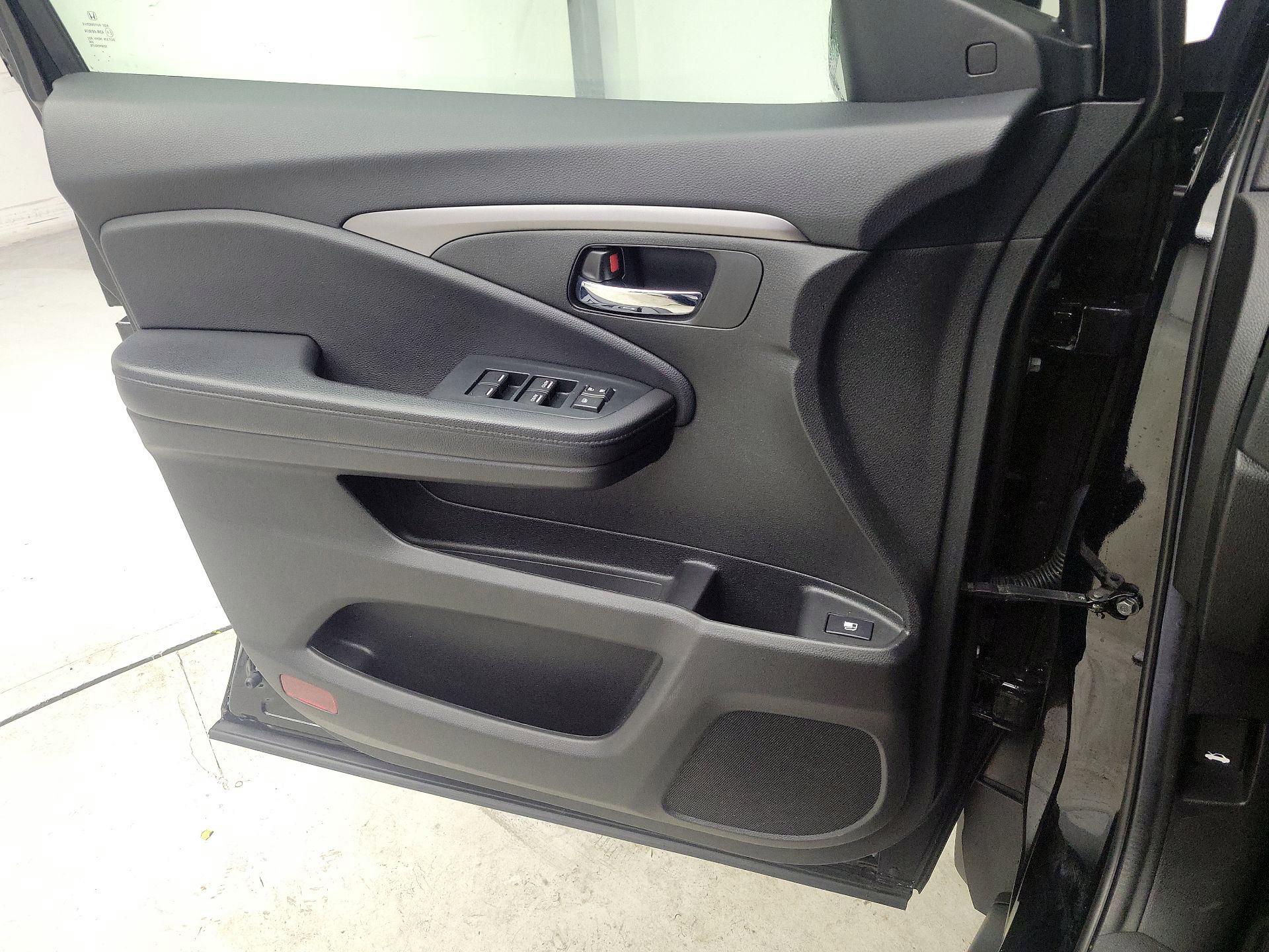 Thumbnail: 2022 Honda Pilot - 12