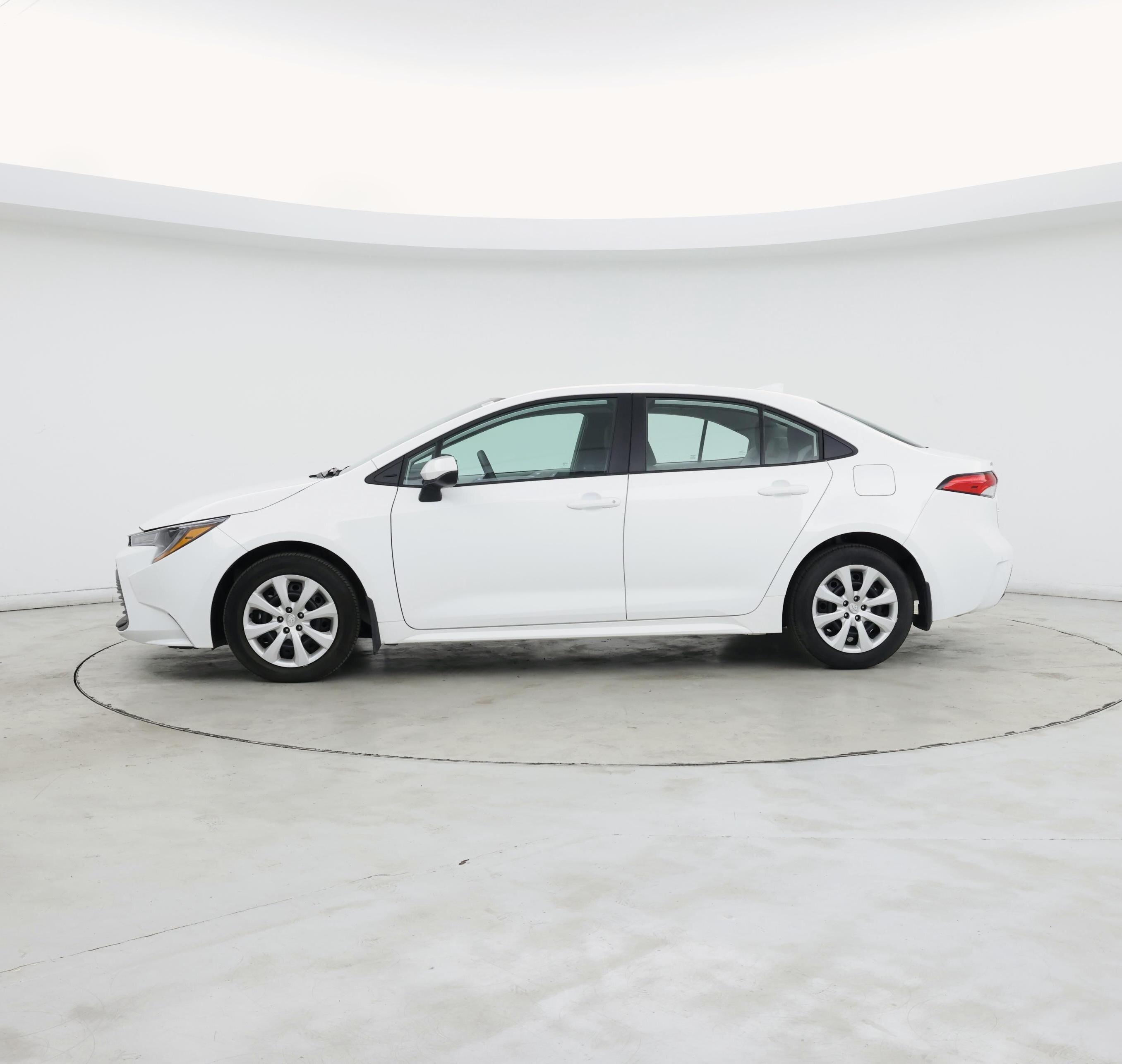 Thumbnail: 2025 Toyota Corolla - 3