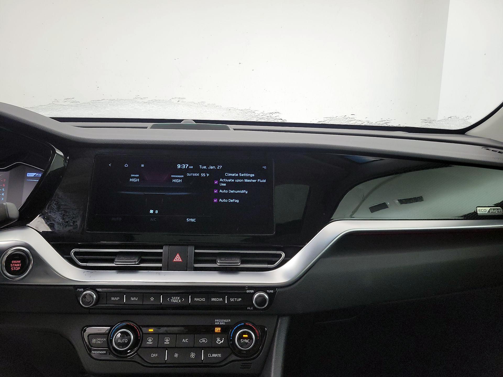 Thumbnail: 2022 Kia Niro - 17