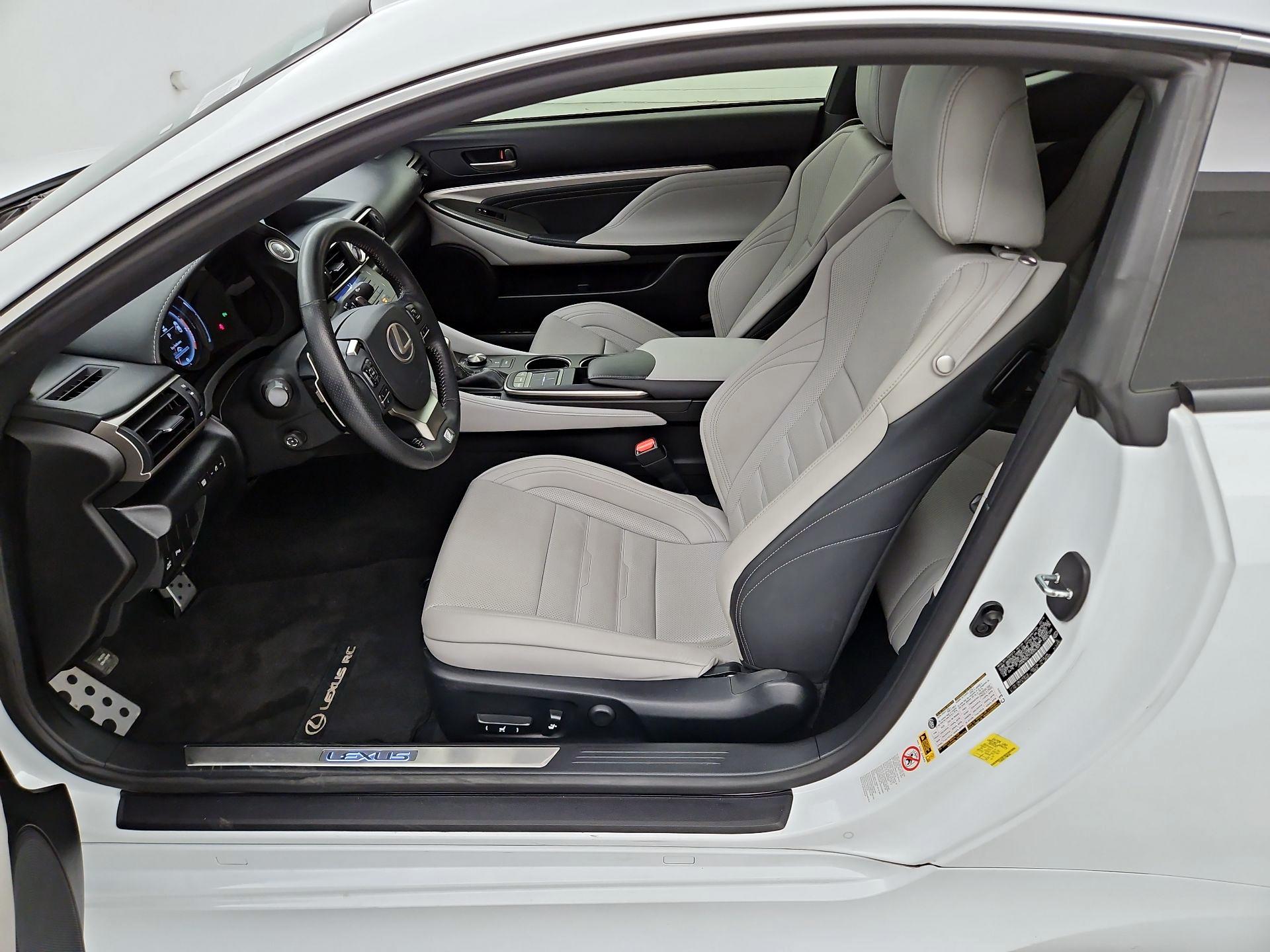 Thumbnail: 2015 Lexus RC - 11