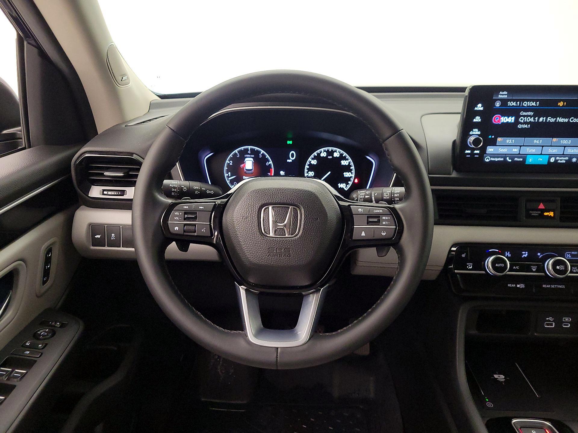 Thumbnail: 2025 Honda Pilot - 10