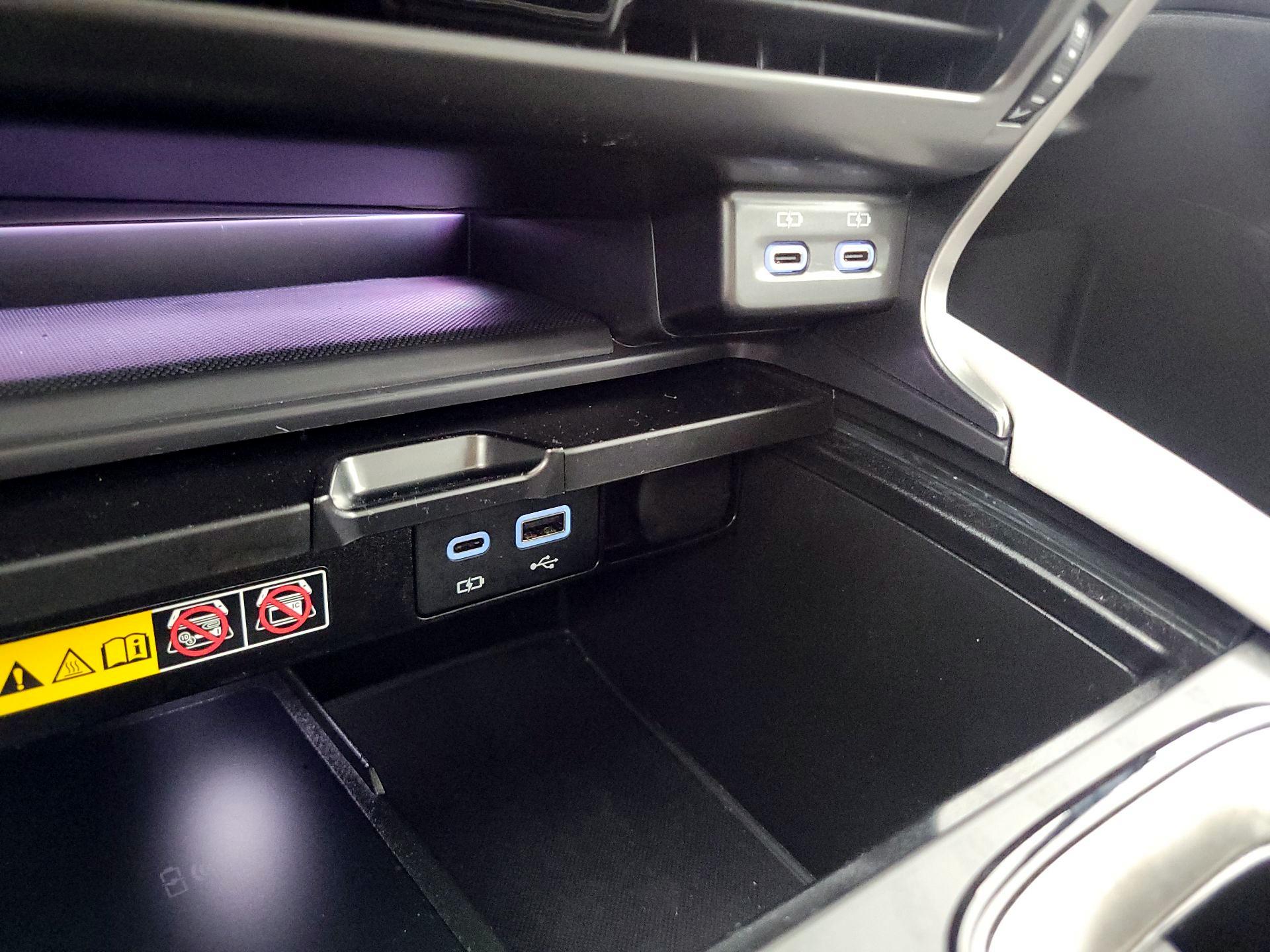 Thumbnail: 2025 Lexus RX - 18