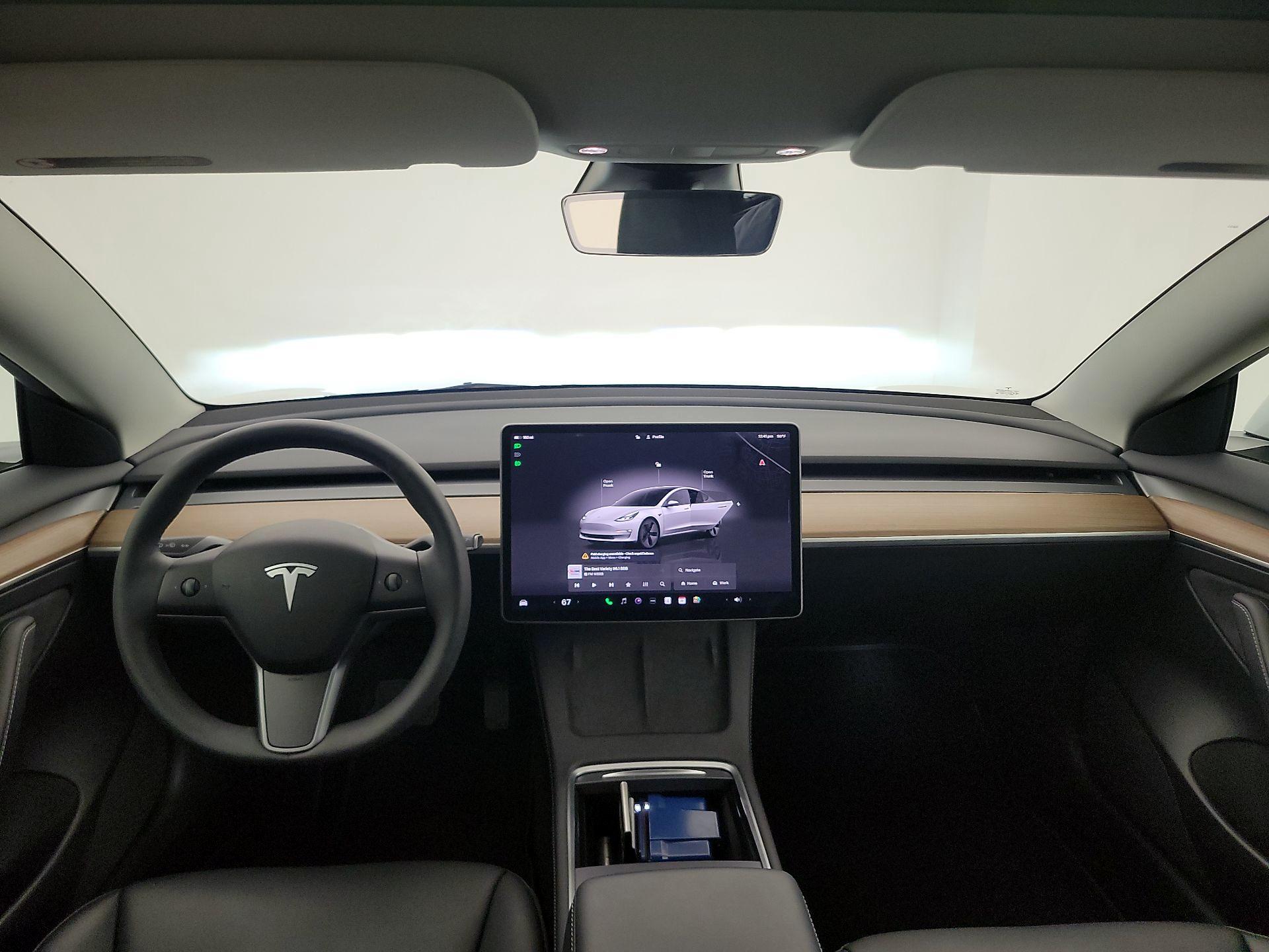 Thumbnail: 2023 Tesla Model 3 - 9