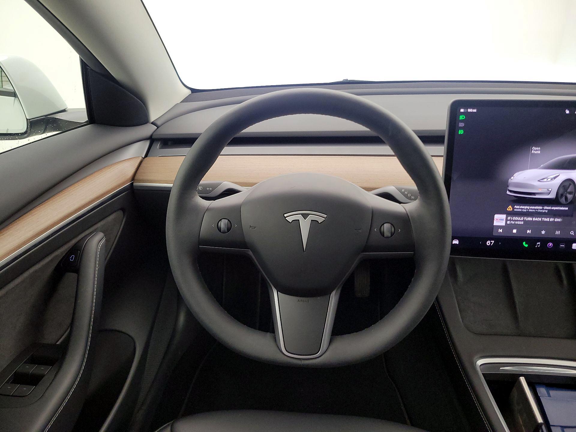 Thumbnail: 2023 Tesla Model 3 - 10