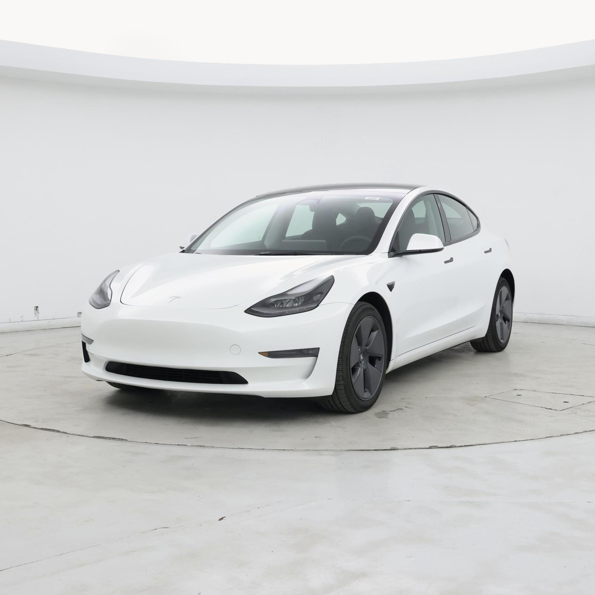Thumbnail: 2023 Tesla Model 3 - 4