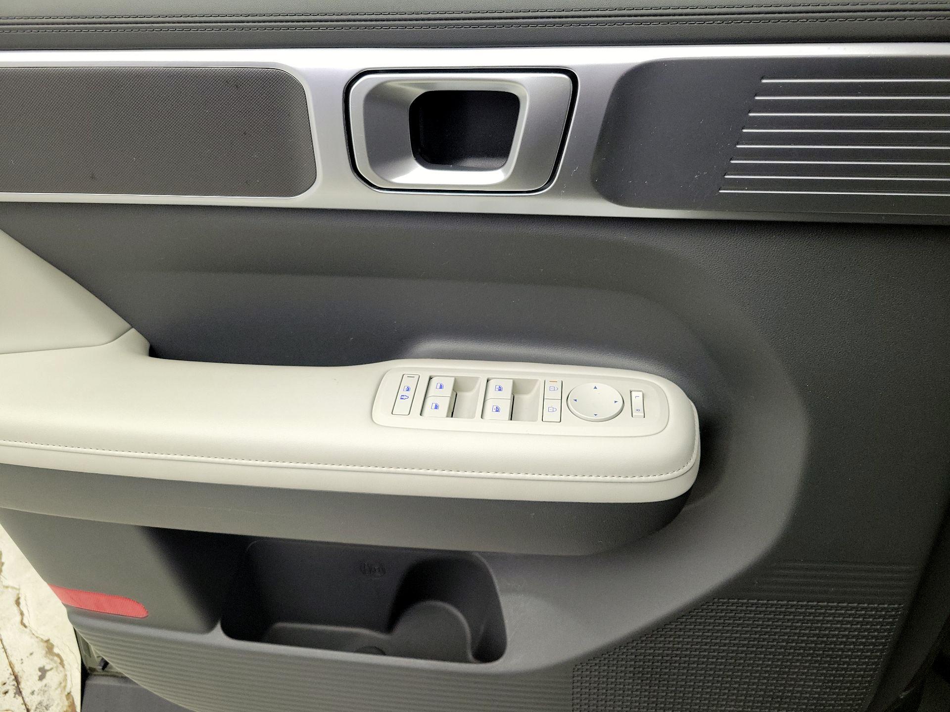 Thumbnail: 2025 Hyundai Santa Fe - 12