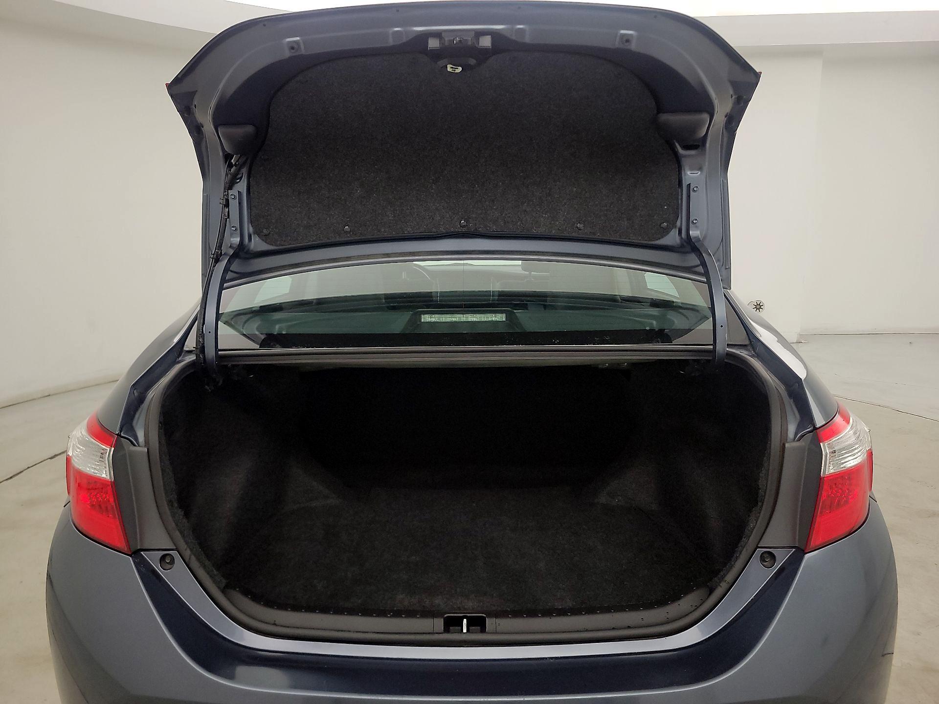 Thumbnail: 2016 Toyota Corolla - 20