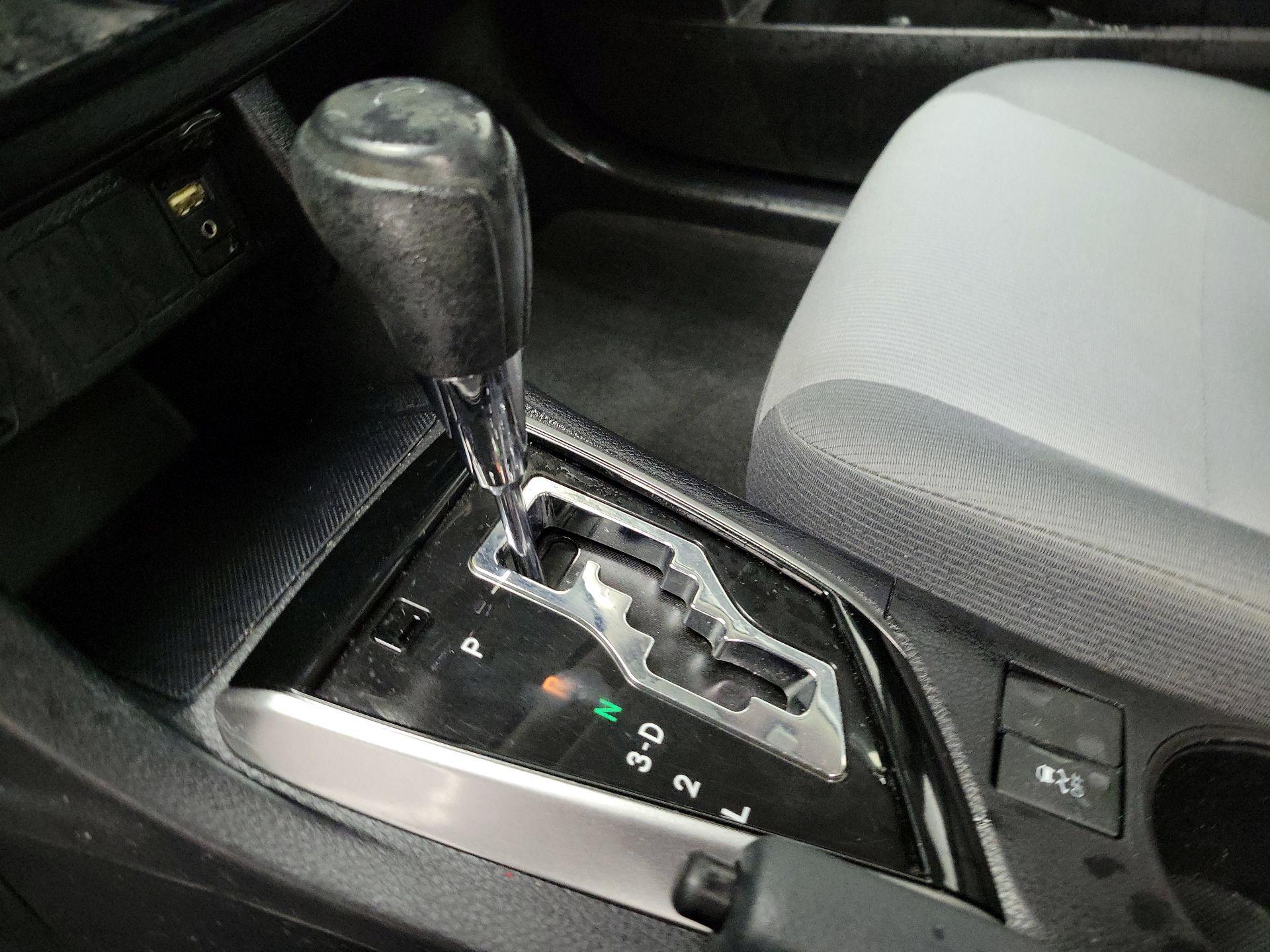 Thumbnail: 2014 Toyota Corolla - 16