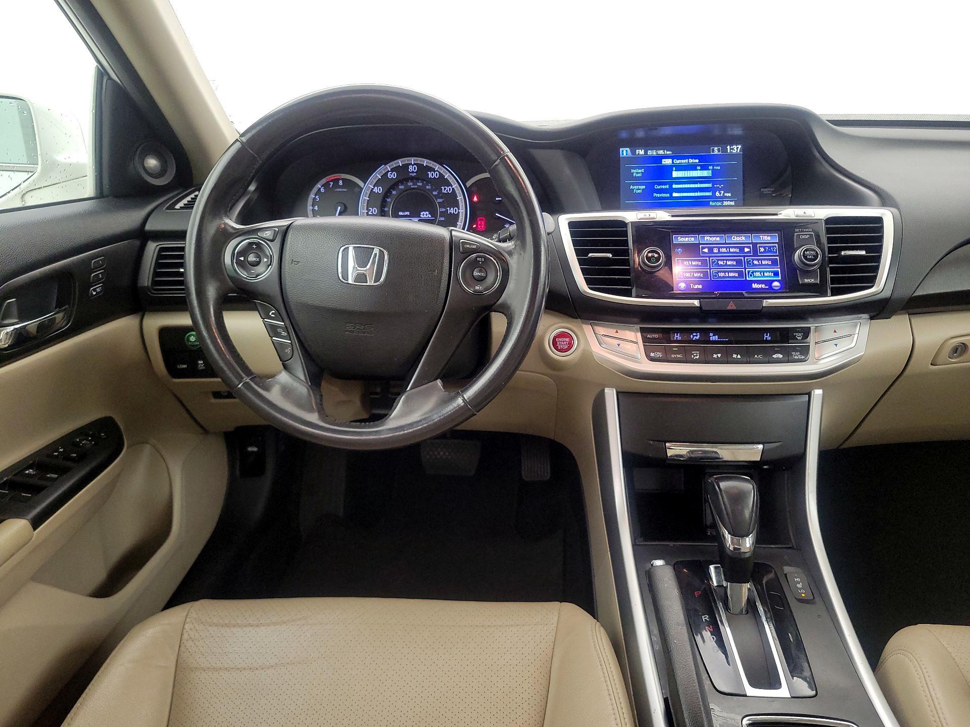 Thumbnail: 2015 Honda Accord - 10