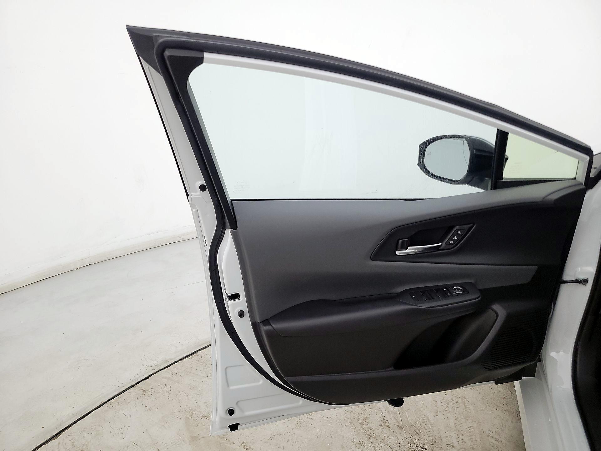 Thumbnail: 2023 Toyota Prius - 12