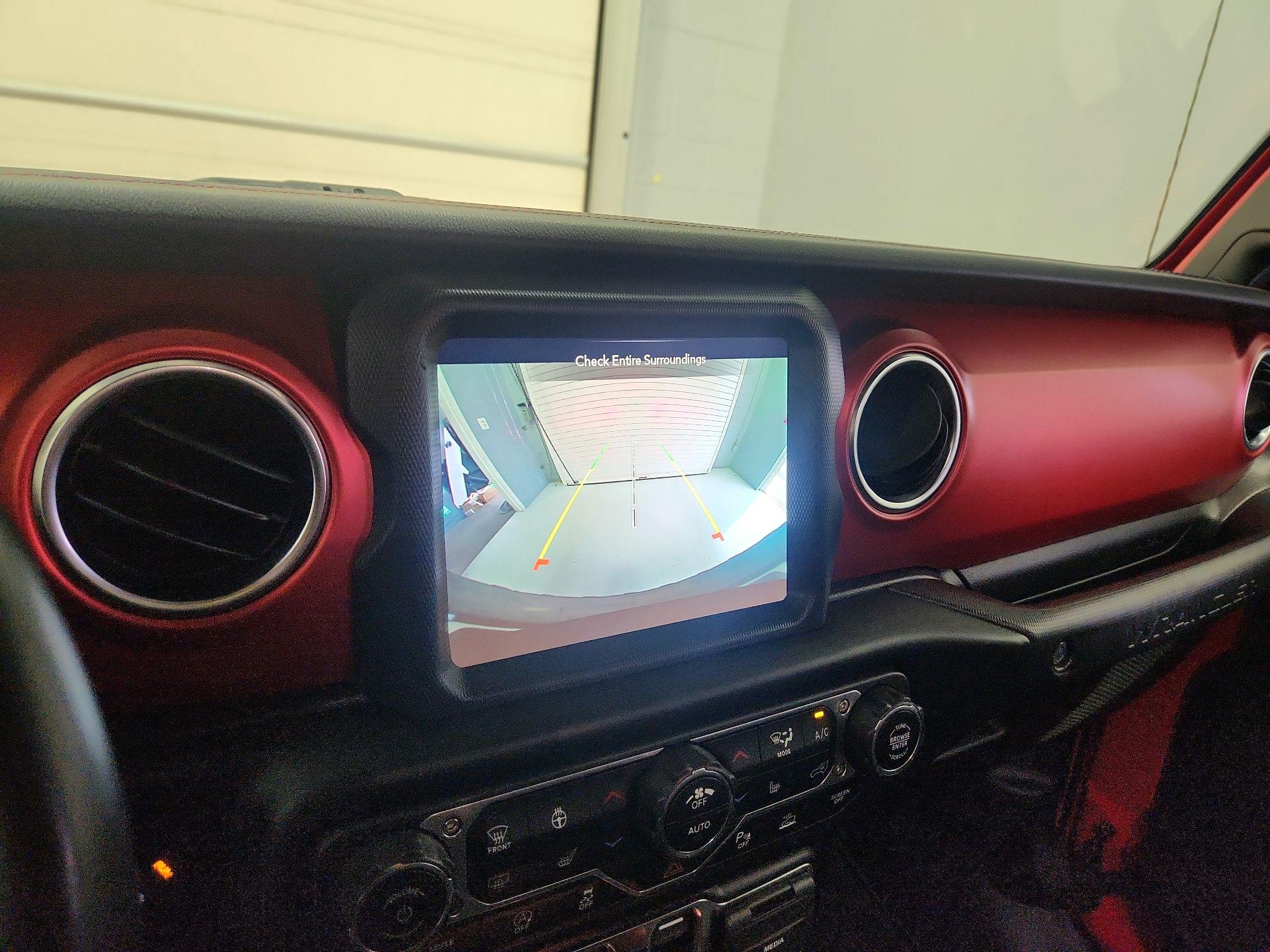 Thumbnail: 2021 Jeep Wrangler - 15