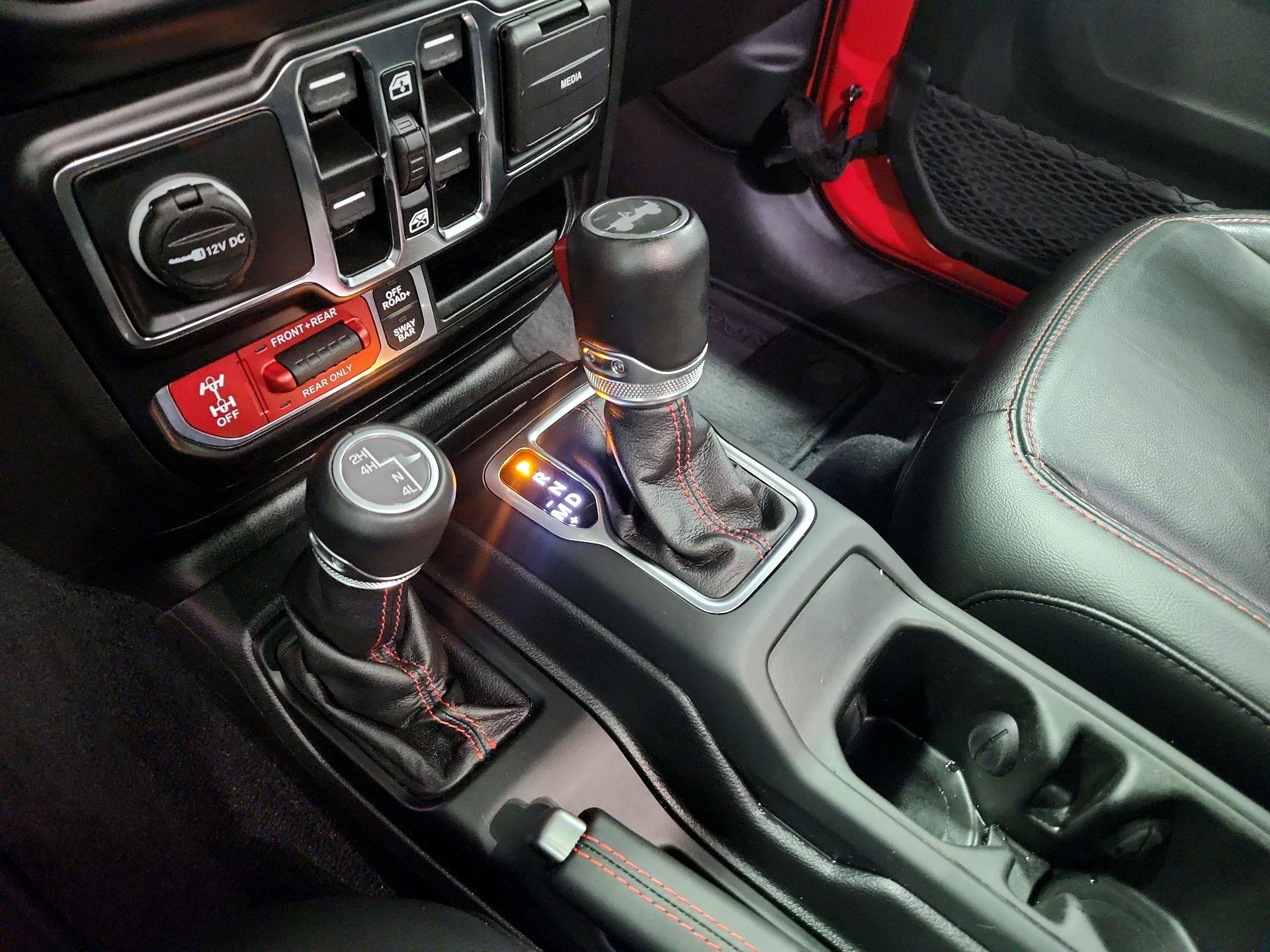 Thumbnail: 2021 Jeep Wrangler - 18