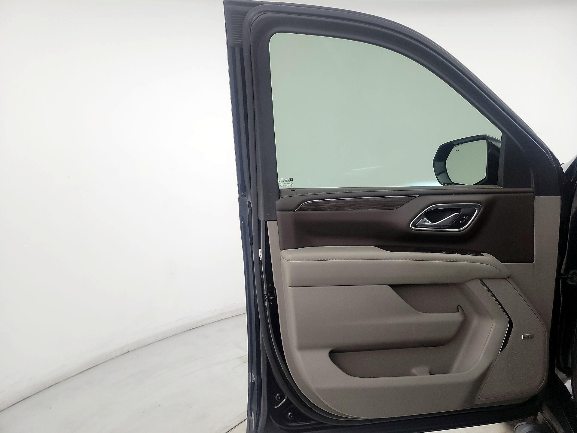 Thumbnail: 2021 Chevrolet Suburban - 12