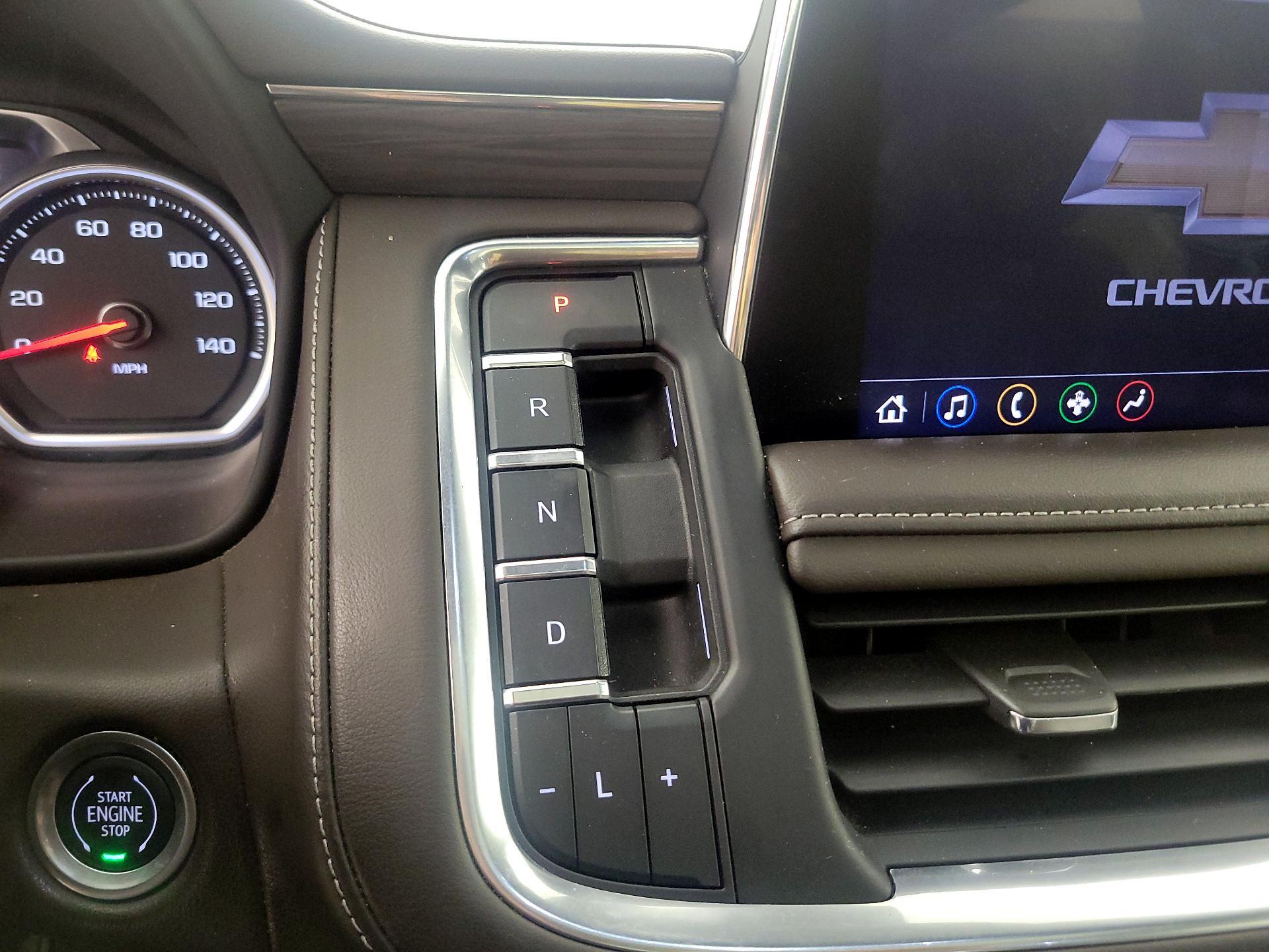 Thumbnail: 2021 Chevrolet Suburban - 17