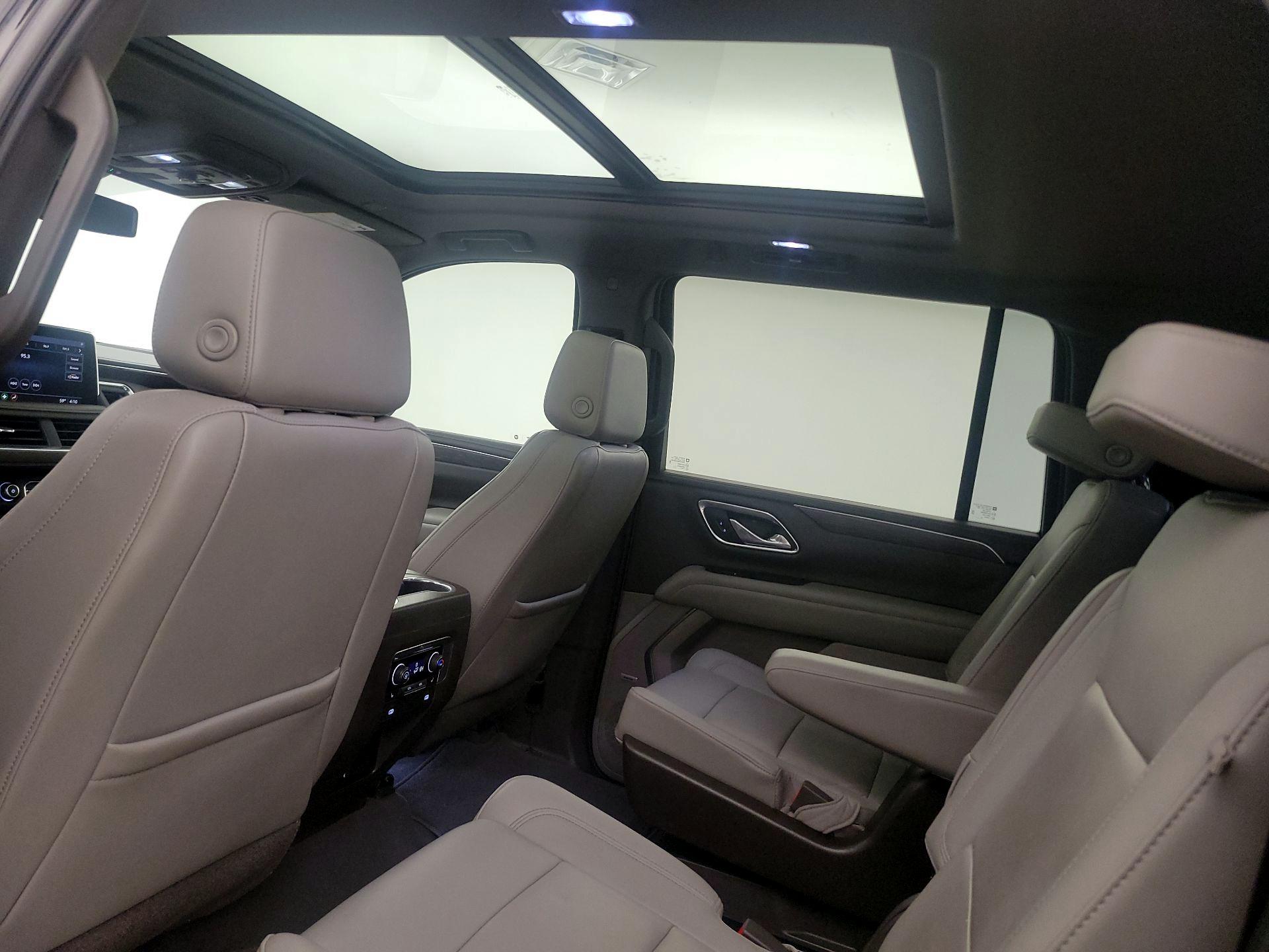 Thumbnail: 2021 Chevrolet Suburban - 19