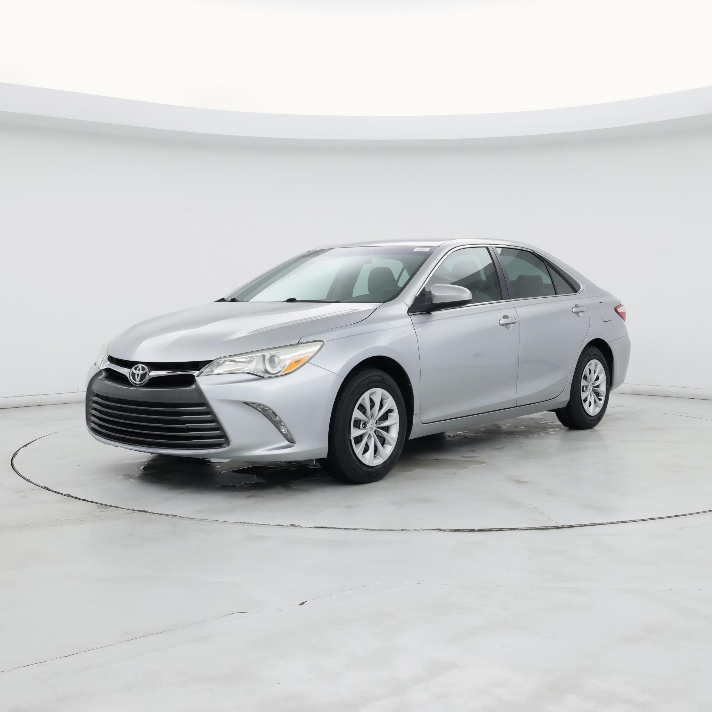 Thumbnail: 2016 Toyota Camry - 4