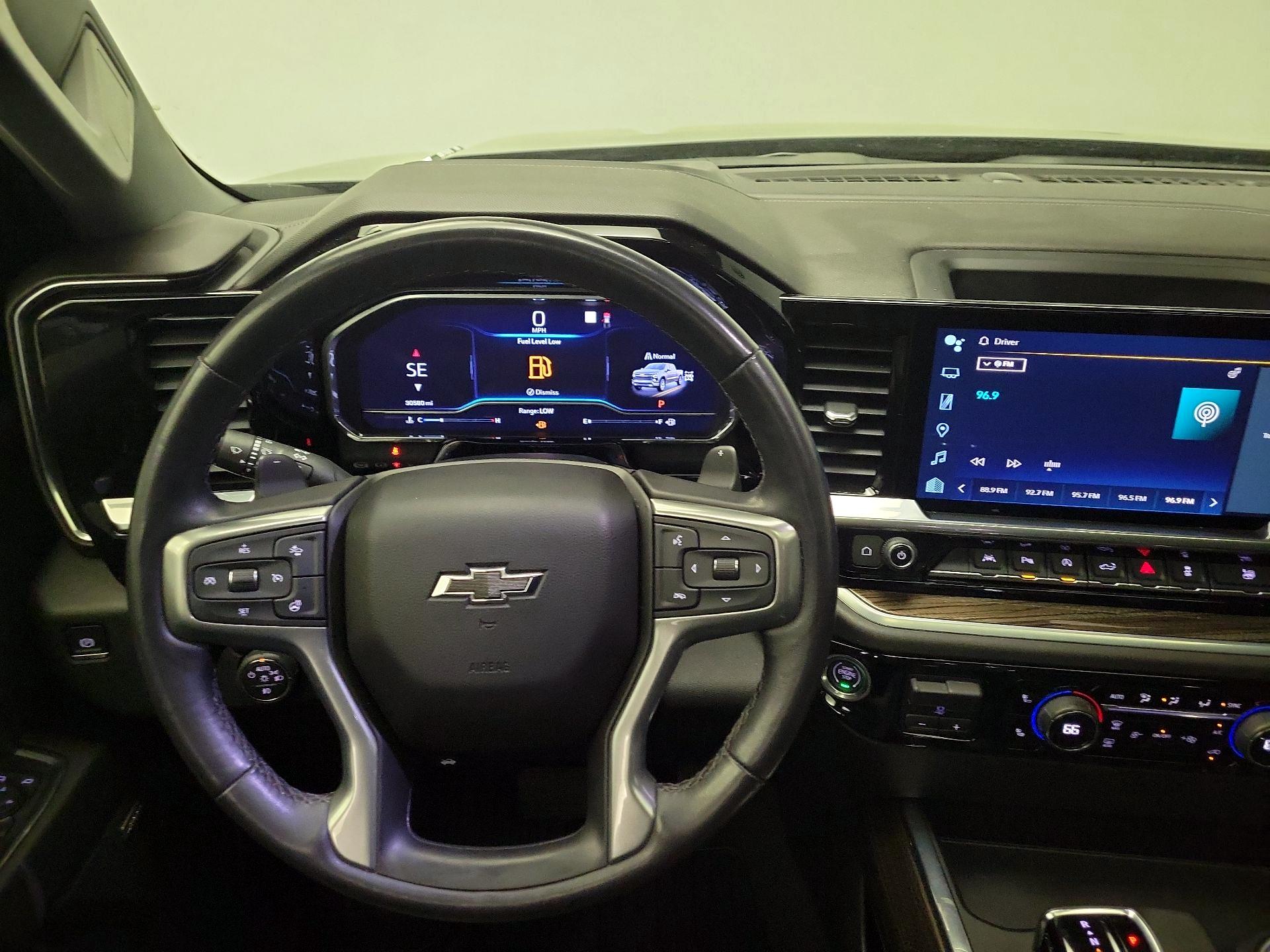 Thumbnail: 2022 Chevrolet Silverado 1500 - 10