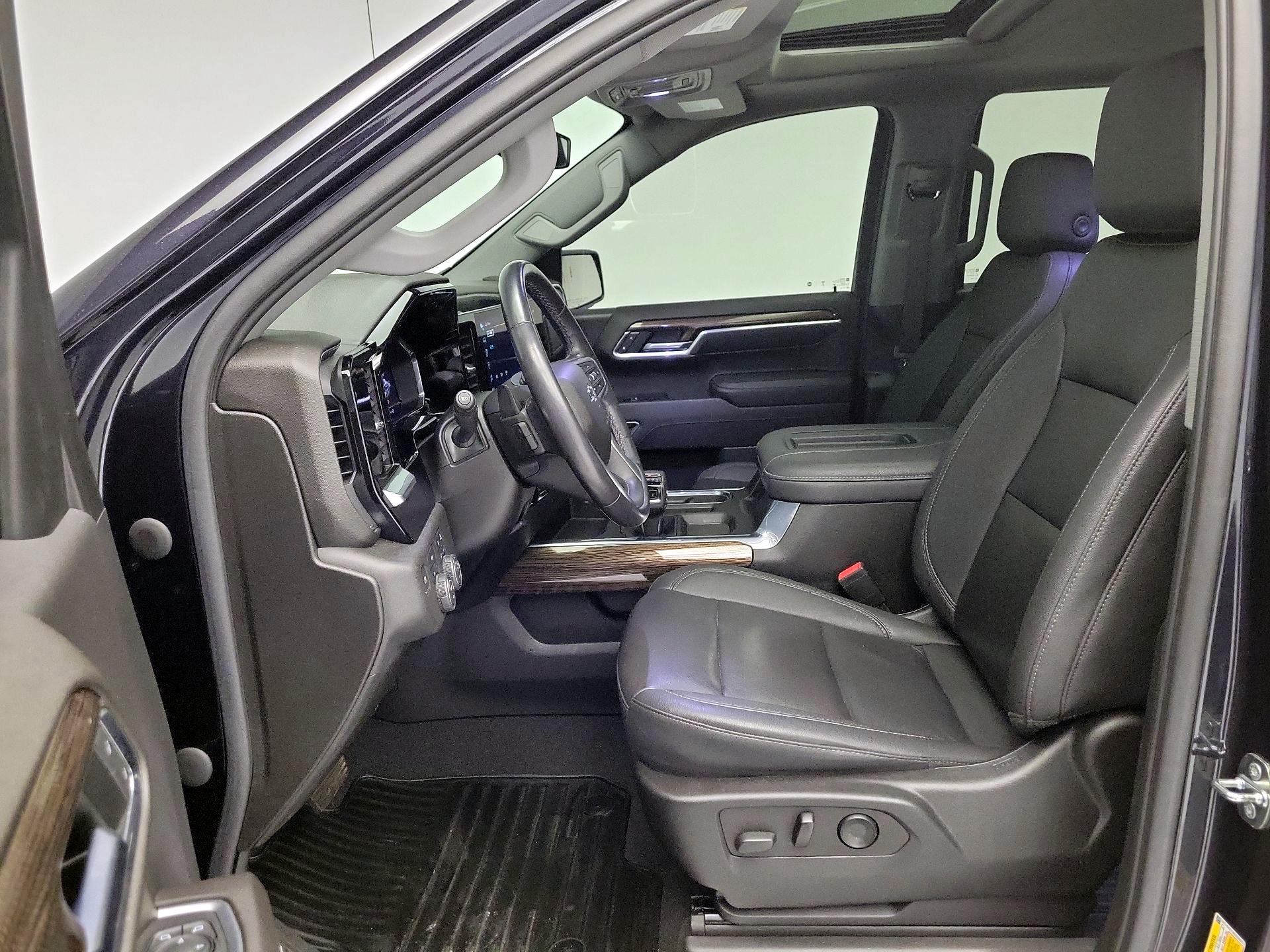 Thumbnail: 2022 Chevrolet Silverado 1500 - 11