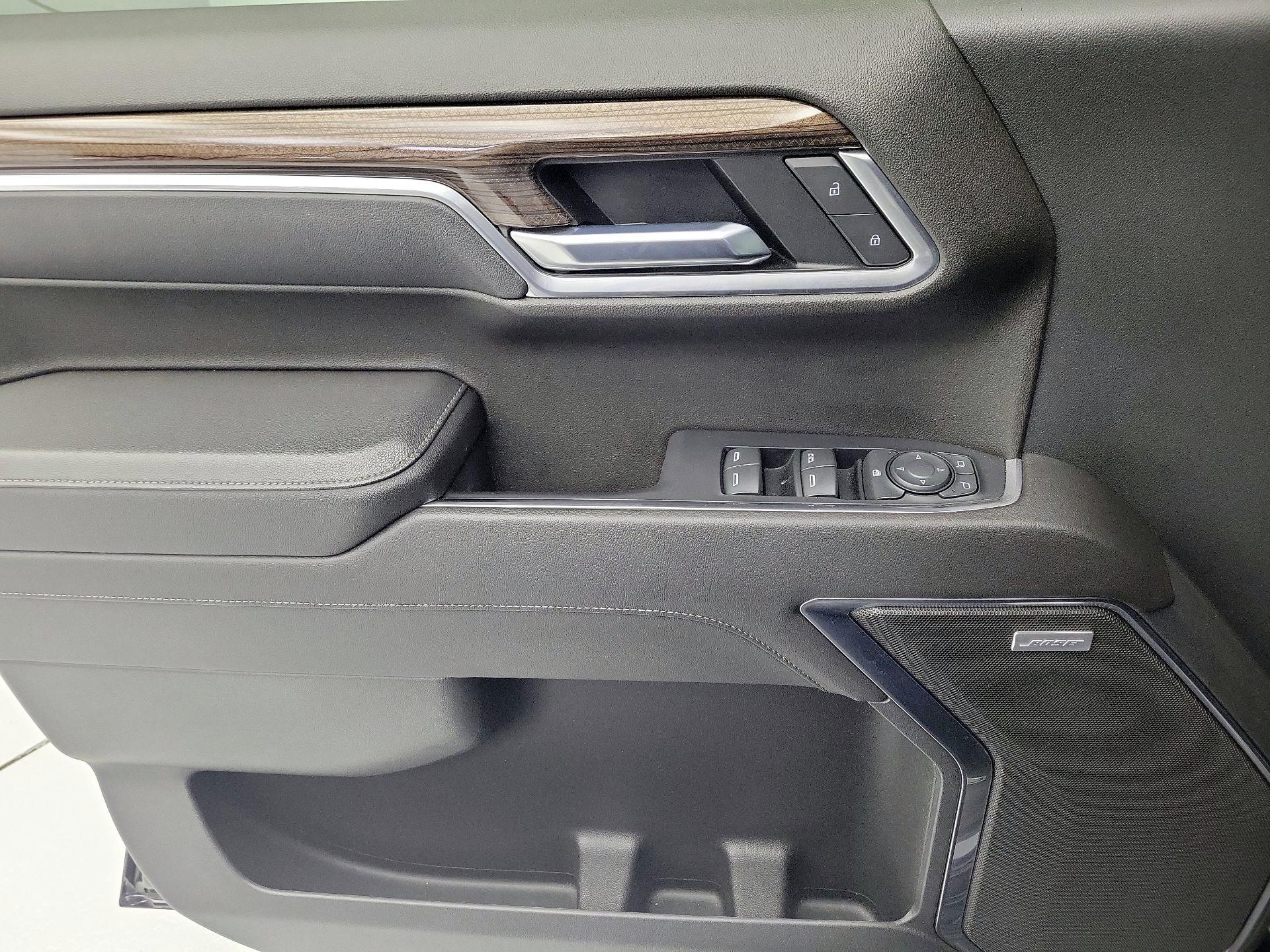 Thumbnail: 2022 Chevrolet Silverado 1500 - 12