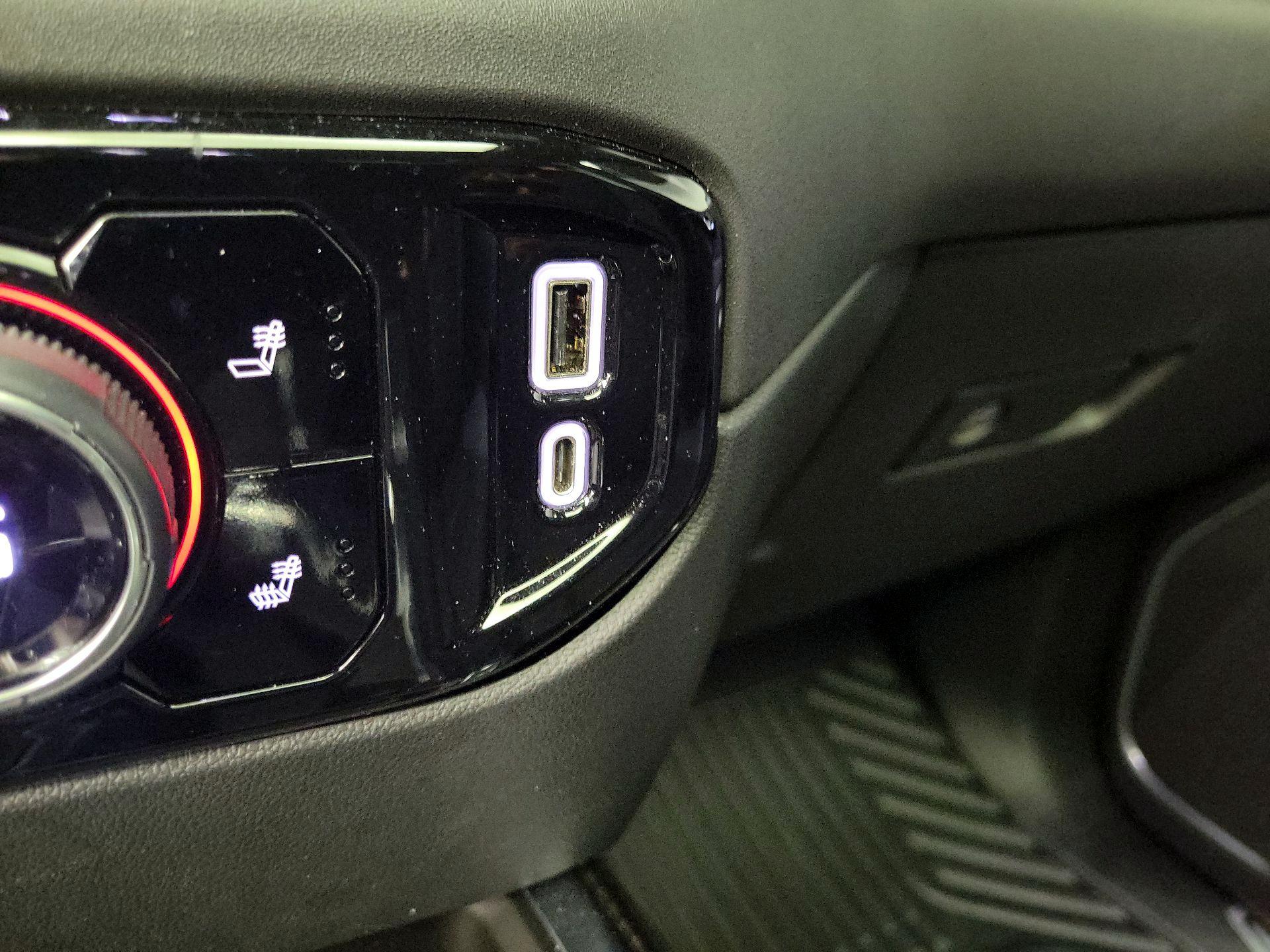 Thumbnail: 2022 Chevrolet Silverado 1500 - 18