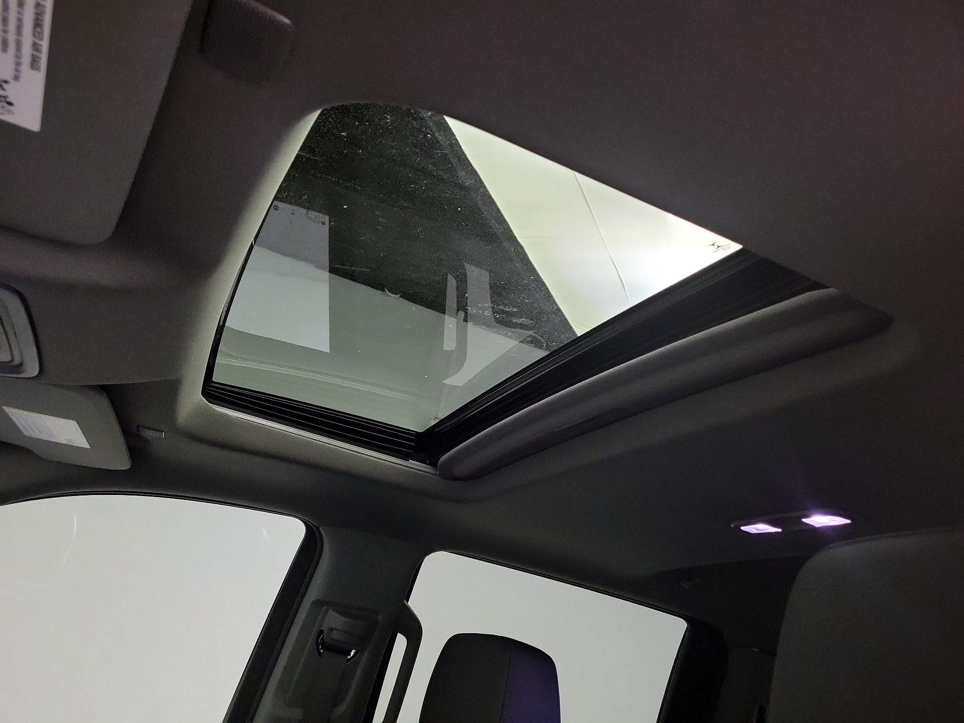 Thumbnail: 2022 Chevrolet Silverado 1500 - 19