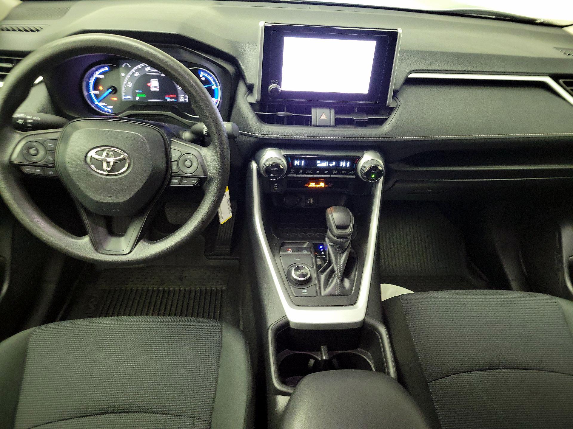 Thumbnail: 2024 Toyota RAV4 - 9