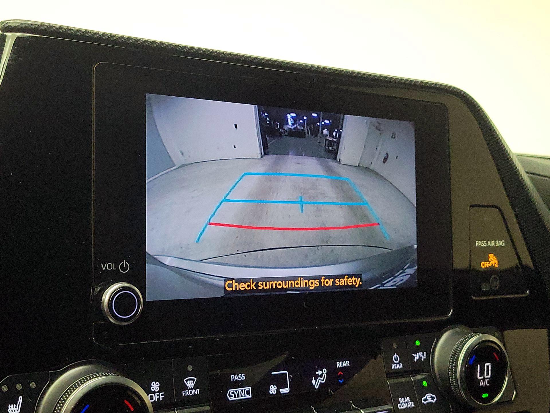 Thumbnail: 2024 Toyota Highlander - 14