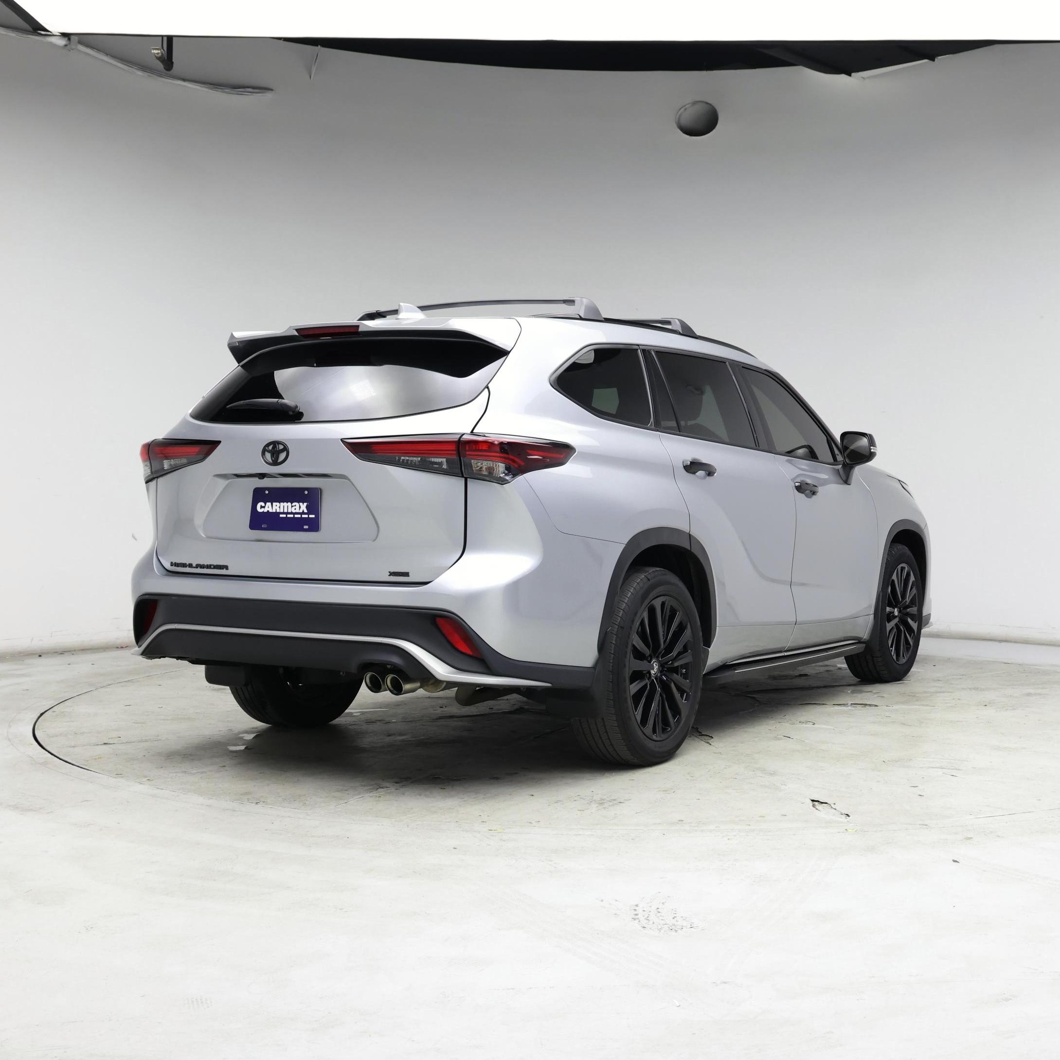 Thumbnail: 2024 Toyota Highlander - 8