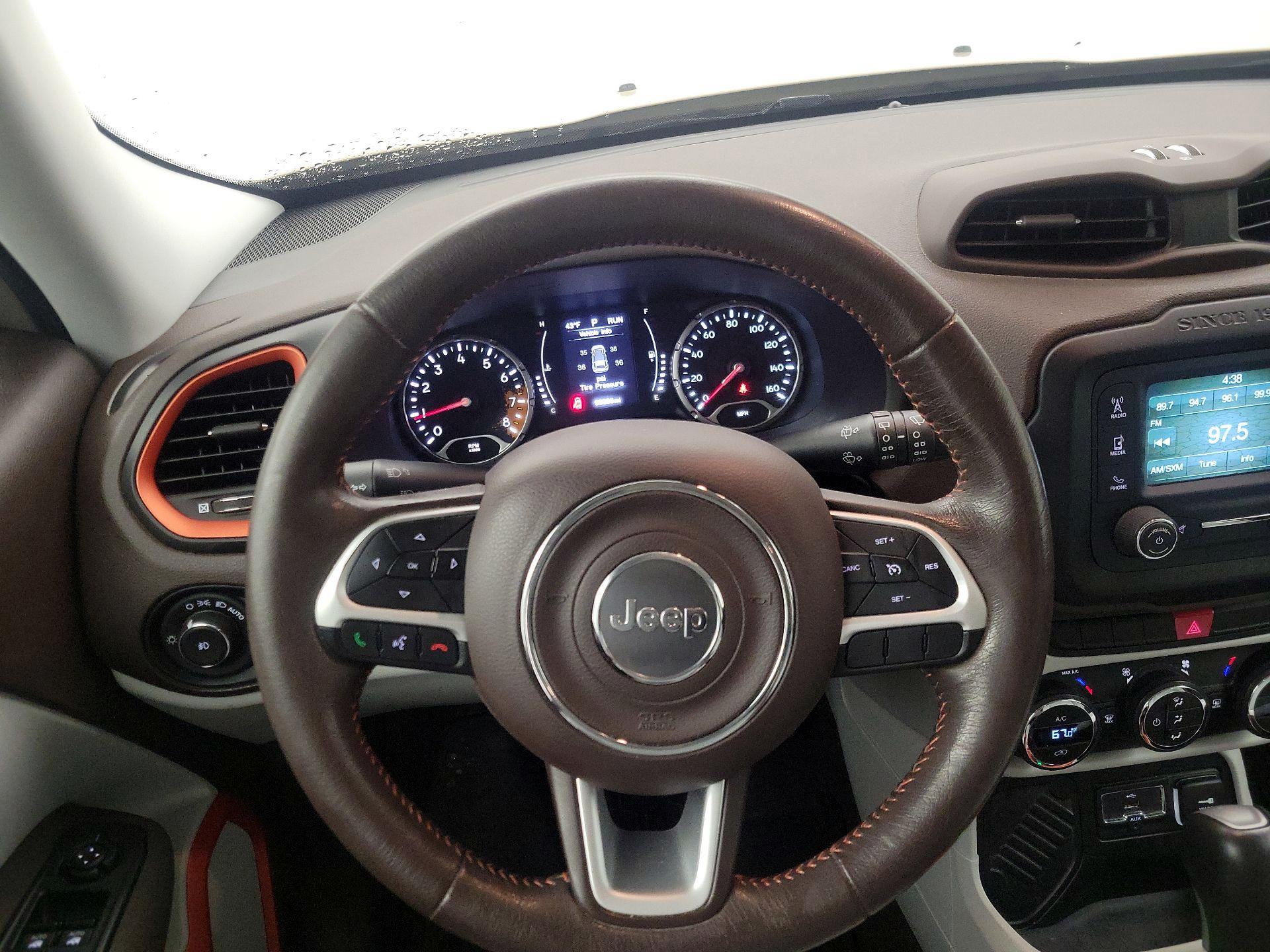 Thumbnail: 2015 Jeep Renegade - 10