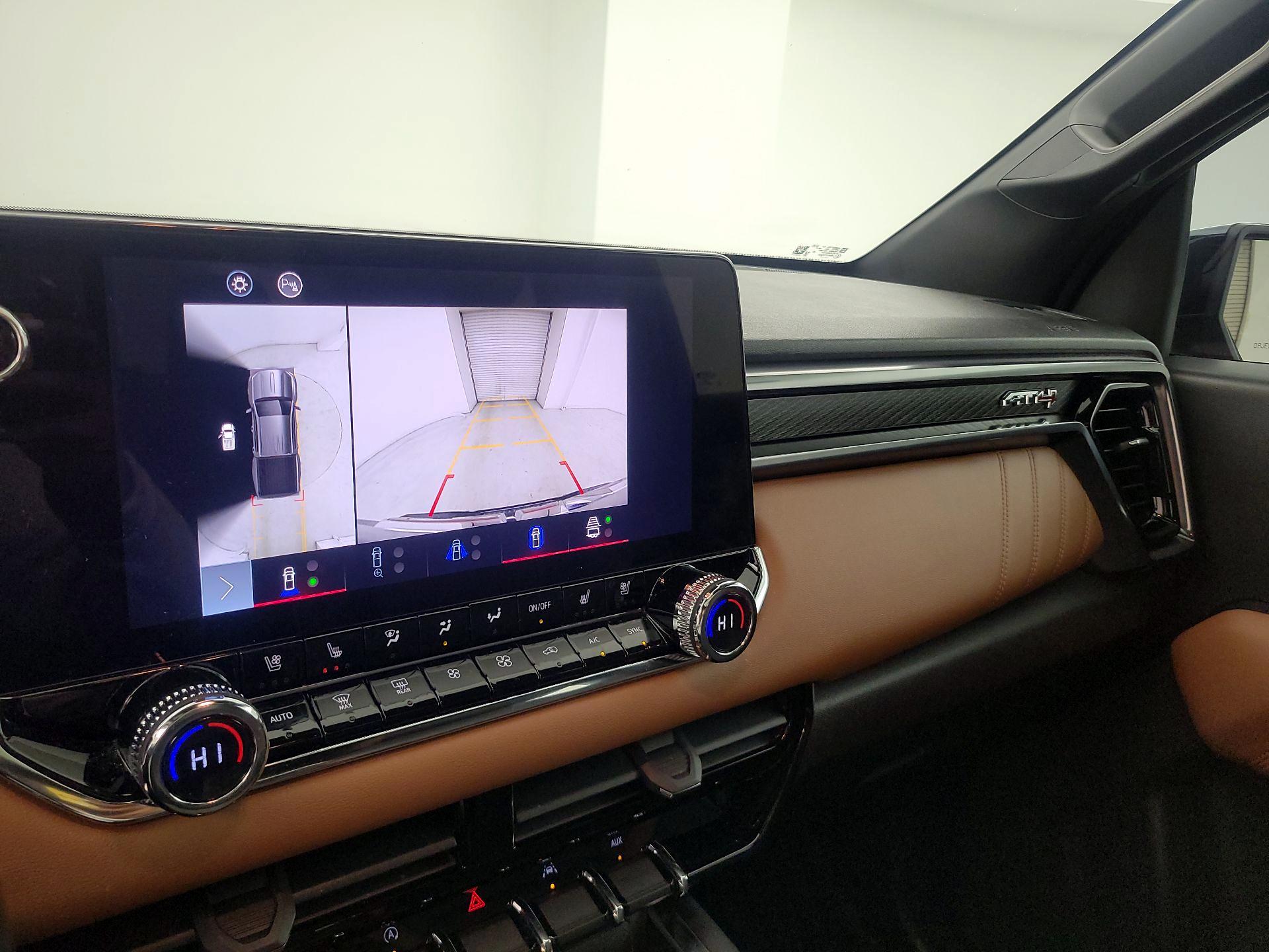 Thumbnail: 2023 GMC Canyon - 15