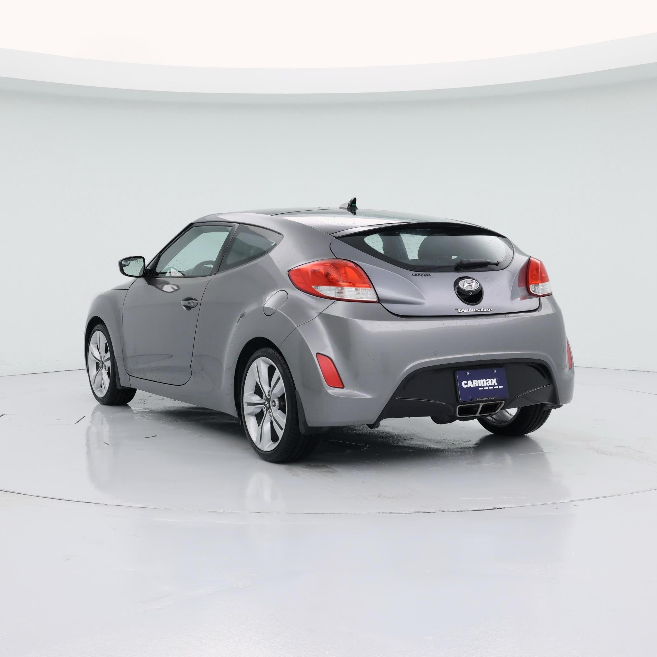 Thumbnail: 2015 Hyundai Veloster - 2