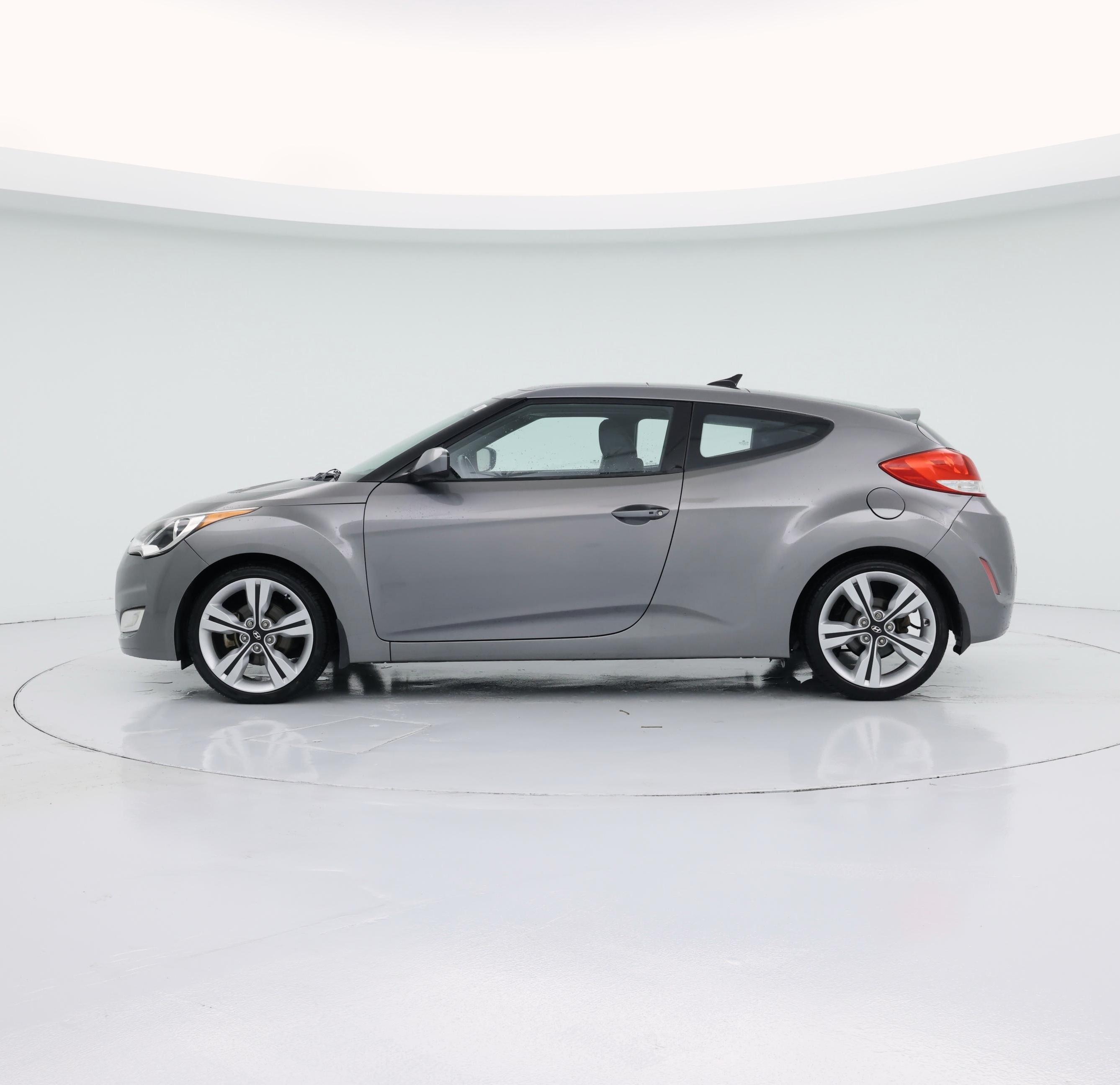 Thumbnail: 2015 Hyundai Veloster - 3