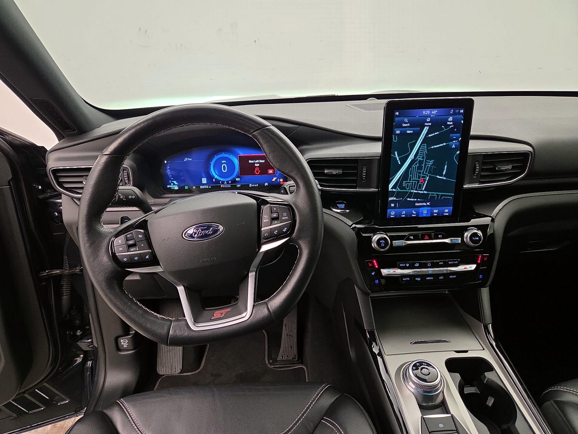 Thumbnail: 2022 Ford Explorer - 9