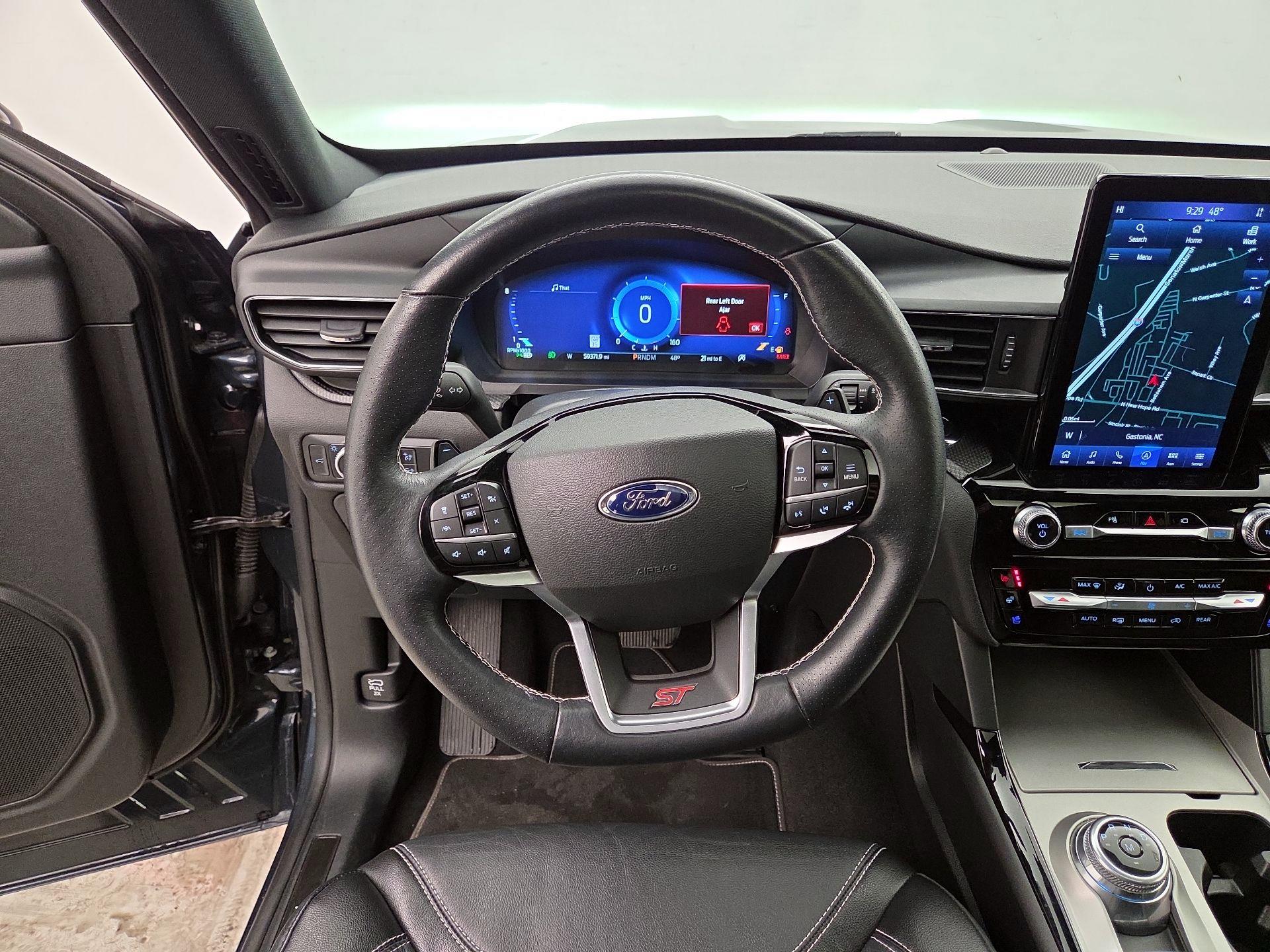 Thumbnail: 2022 Ford Explorer - 10