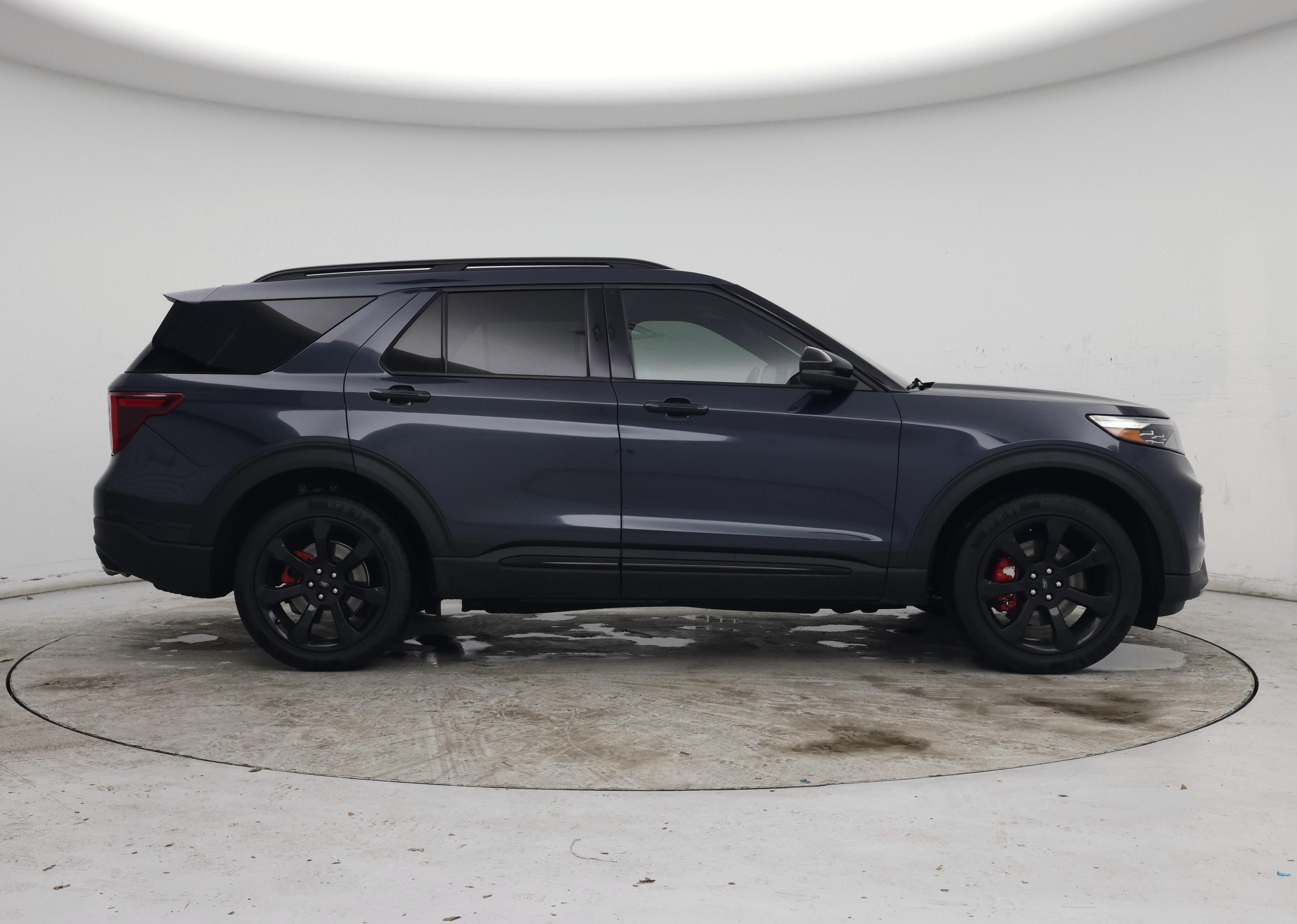 Thumbnail: 2022 Ford Explorer - 7