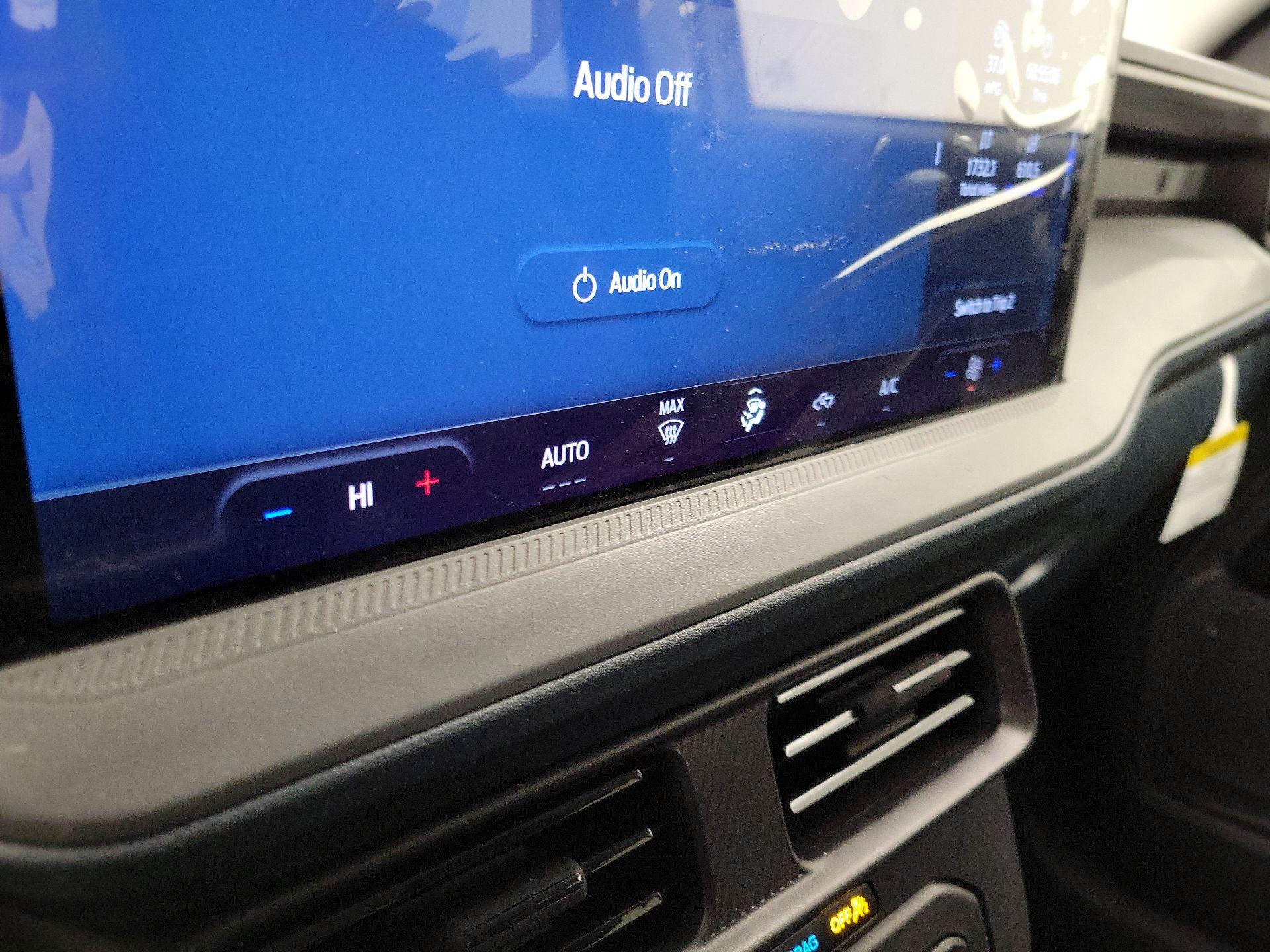 Thumbnail: 2025 Ford Maverick - 16