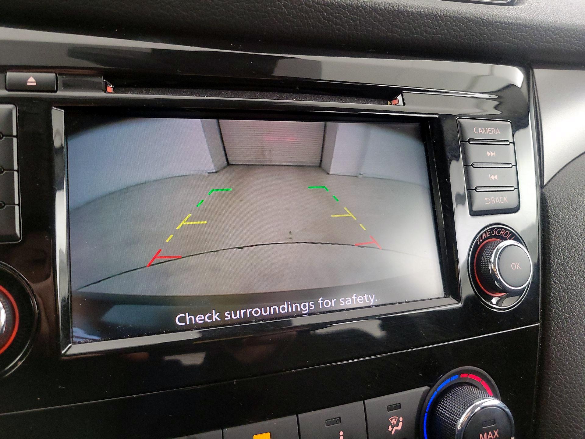 Thumbnail: 2020 Nissan Rogue Sport - 14